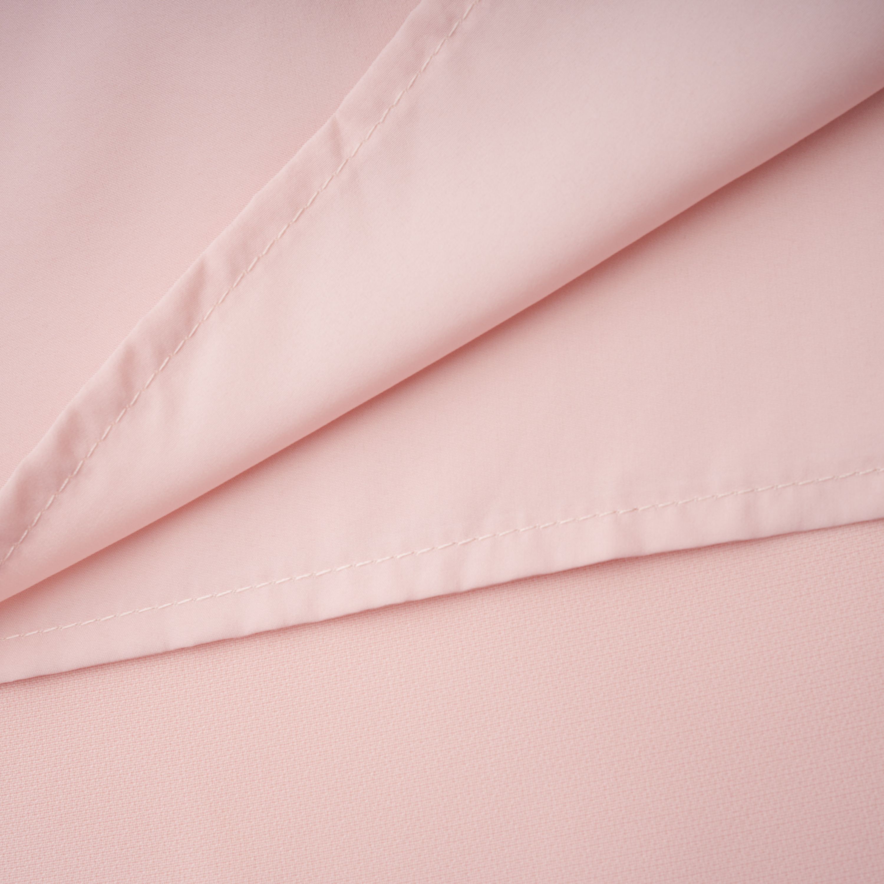 فستان طويل مزين بكورسيه باللون الوردي من Klaudia