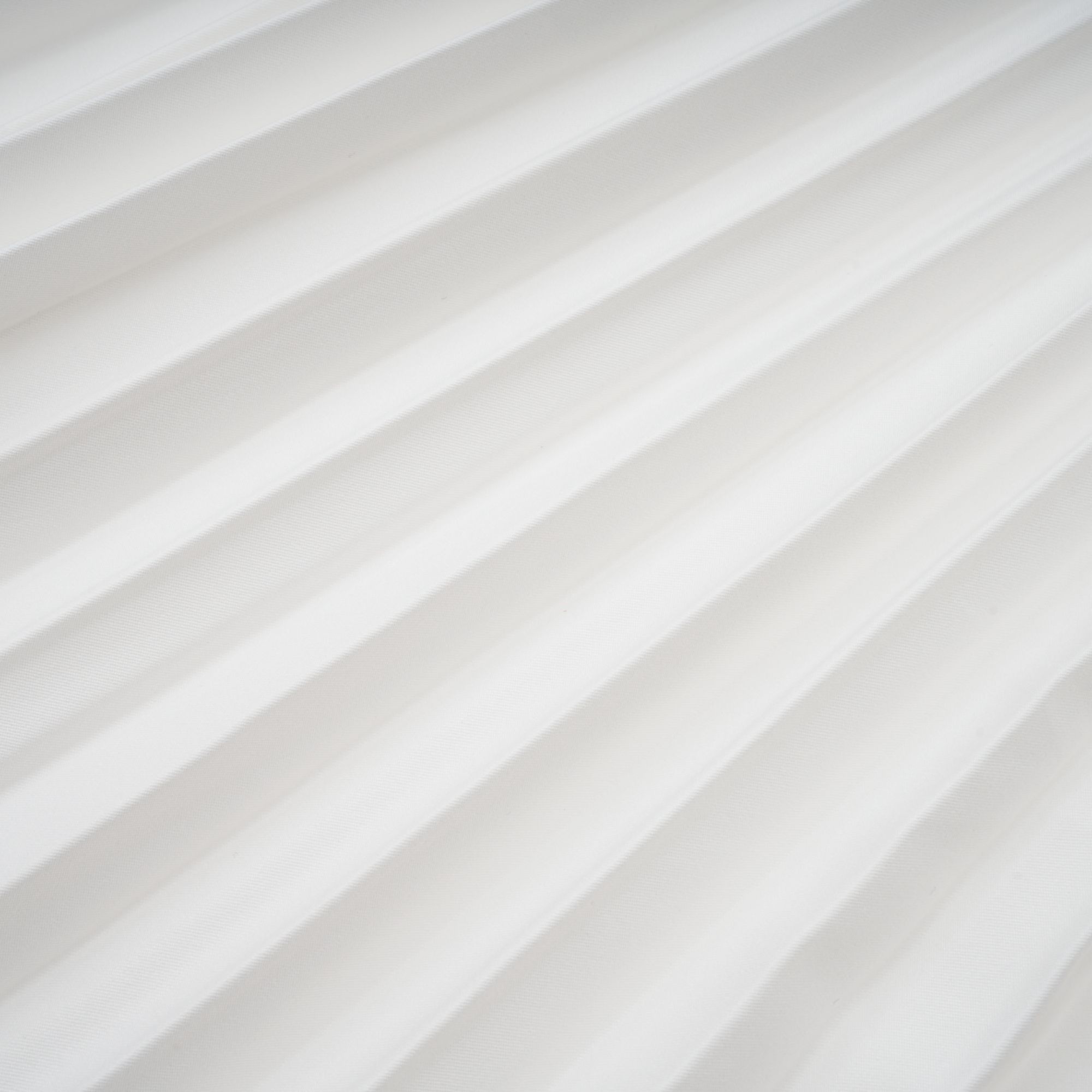 Pétale Weißes Maxikleid mit Rosenapplikation