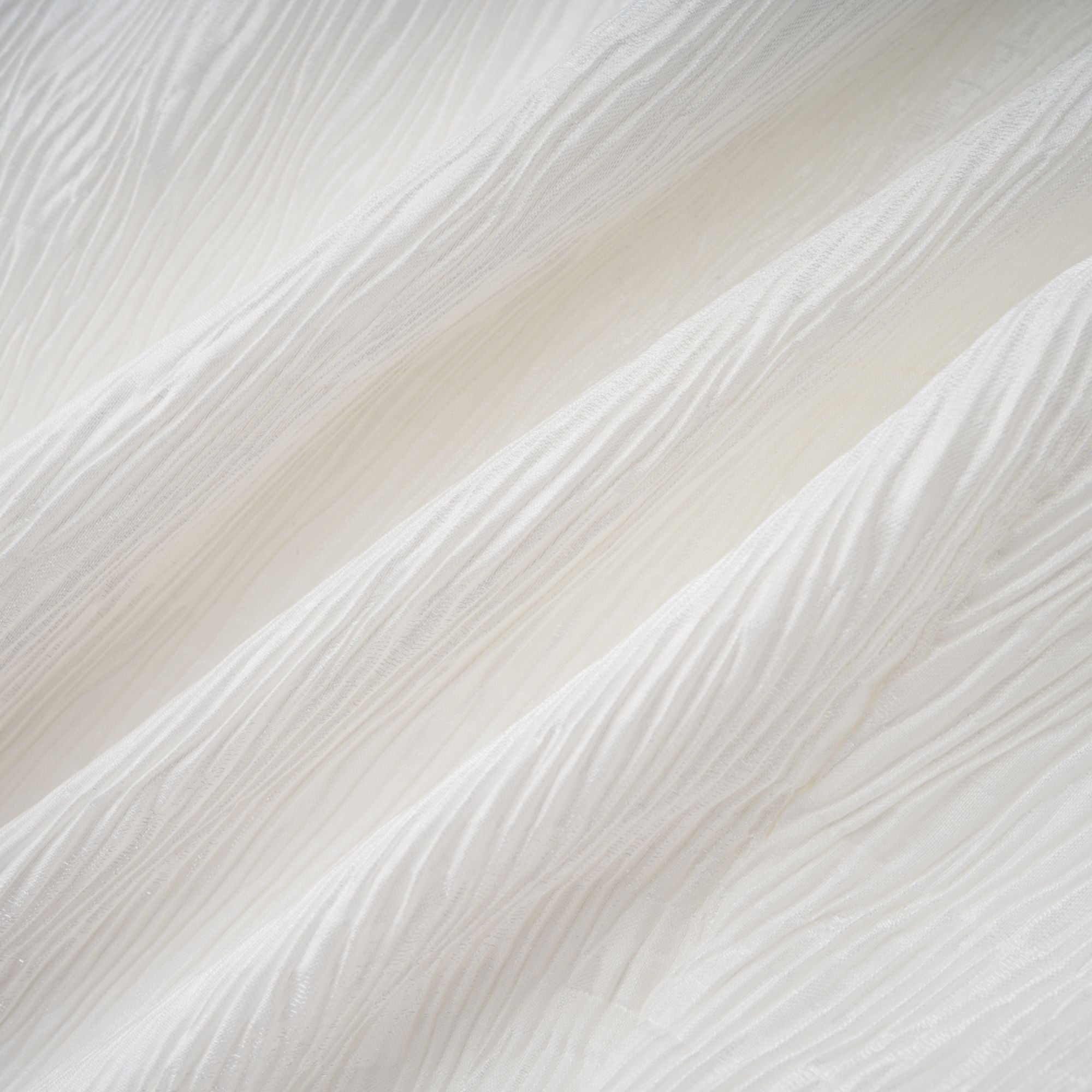 Pétale Weißes Maxikleid mit Rosenapplikation