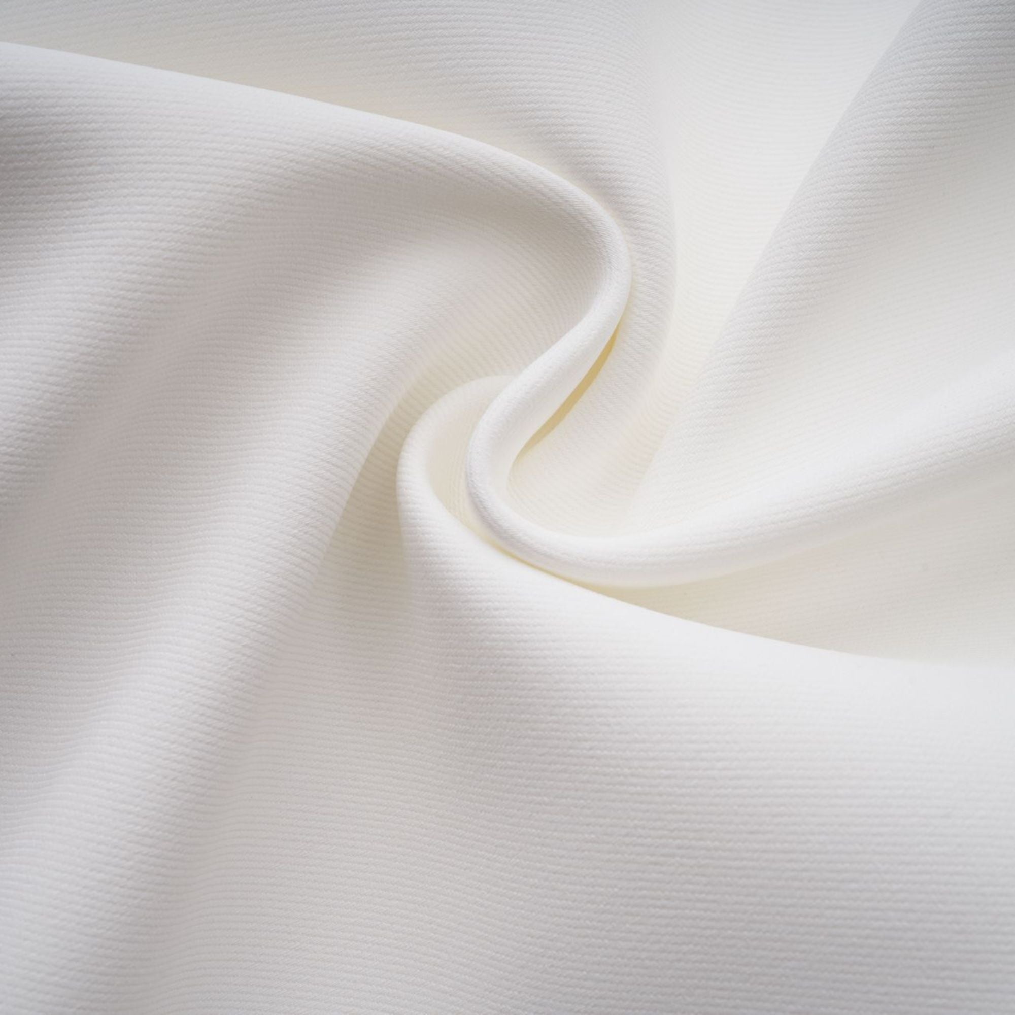 Irène – Weißes Midikleid mit Pailletten- und Blumenstickerei