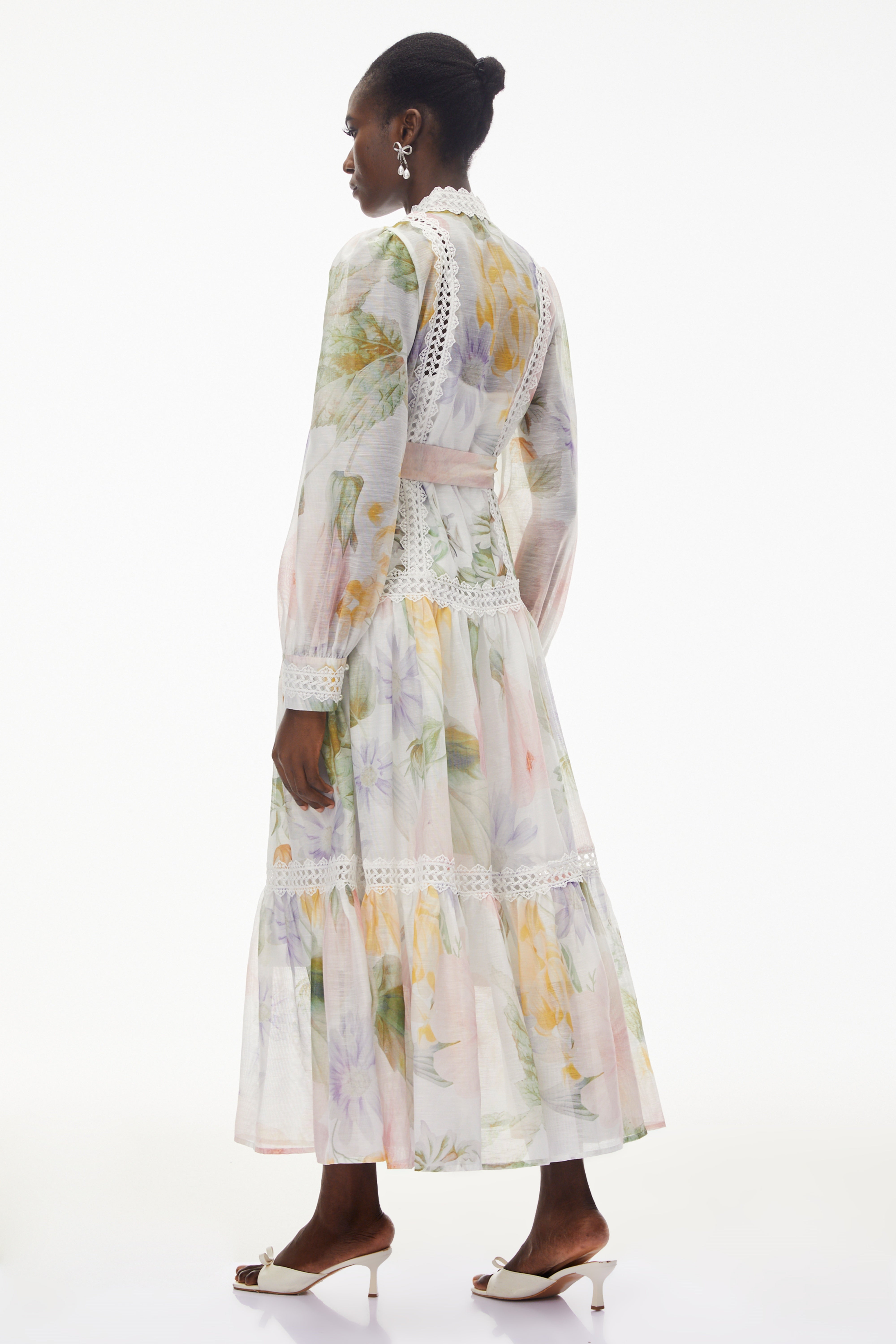 Midi-Kleid „Danae White“ mit Blumenmuster und Spitzenbesatz