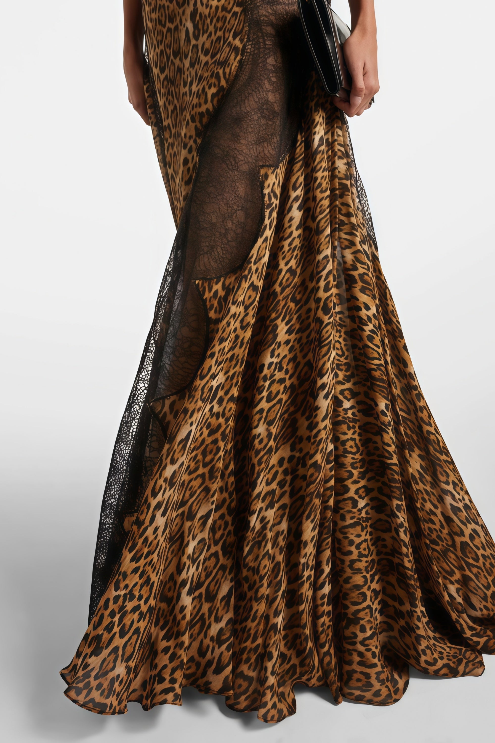 طقم أوندِس من شال فرو أبيض وسترة صوفية وشورت