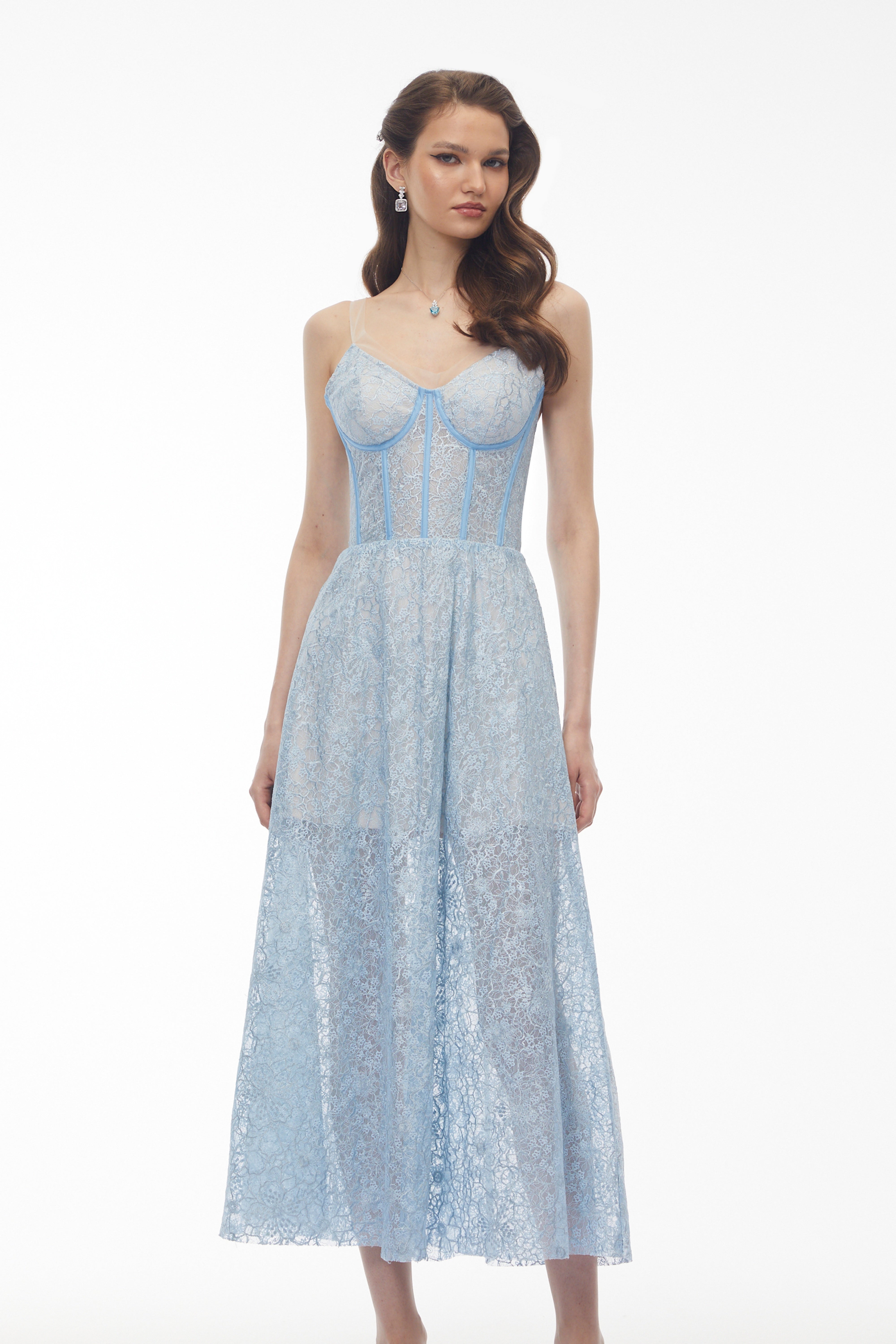 Robe longue sans manches en dentelle à fleurs Dorothea, bleu clair
