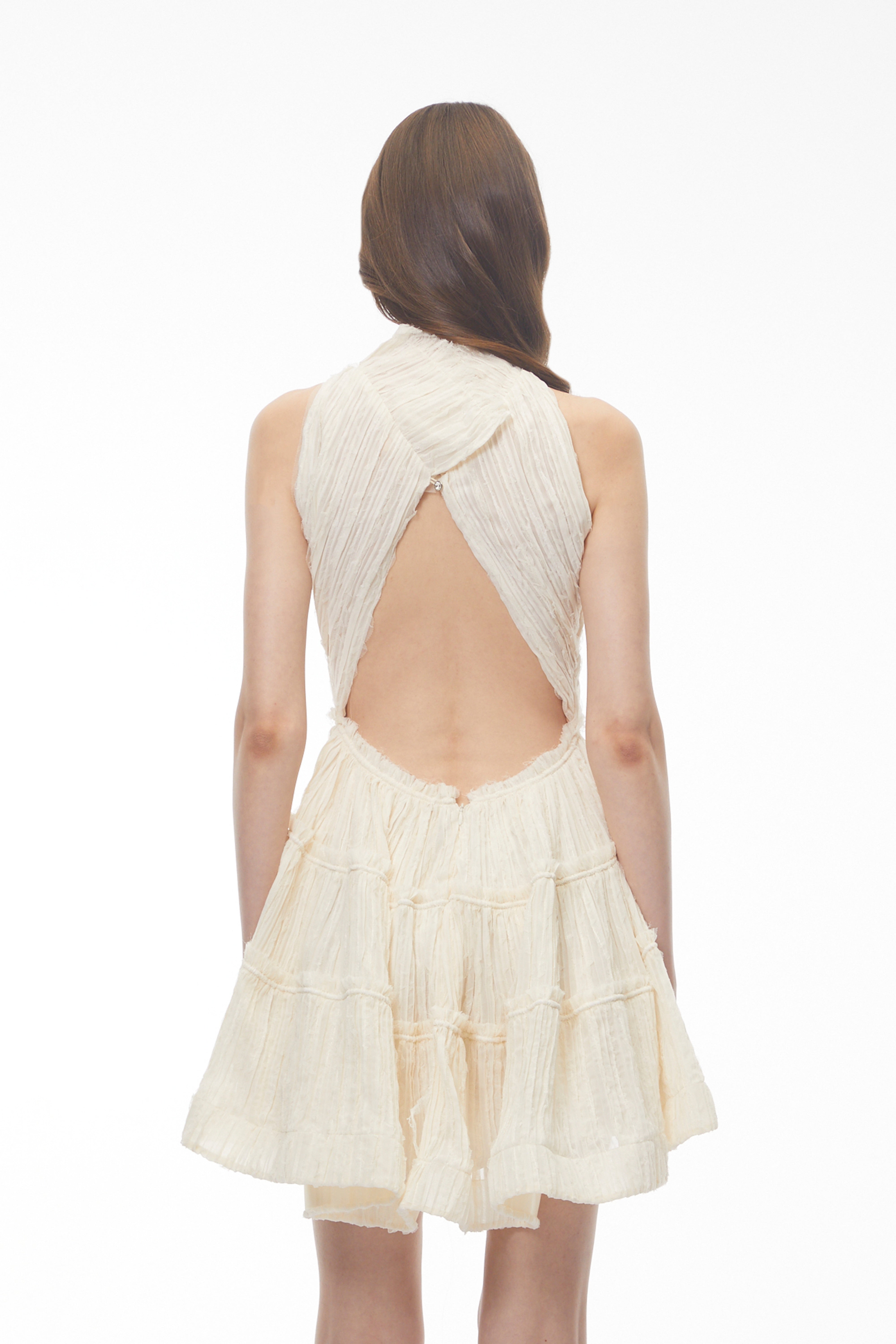 Mini-robe à volants et dos nu Elizabeth White