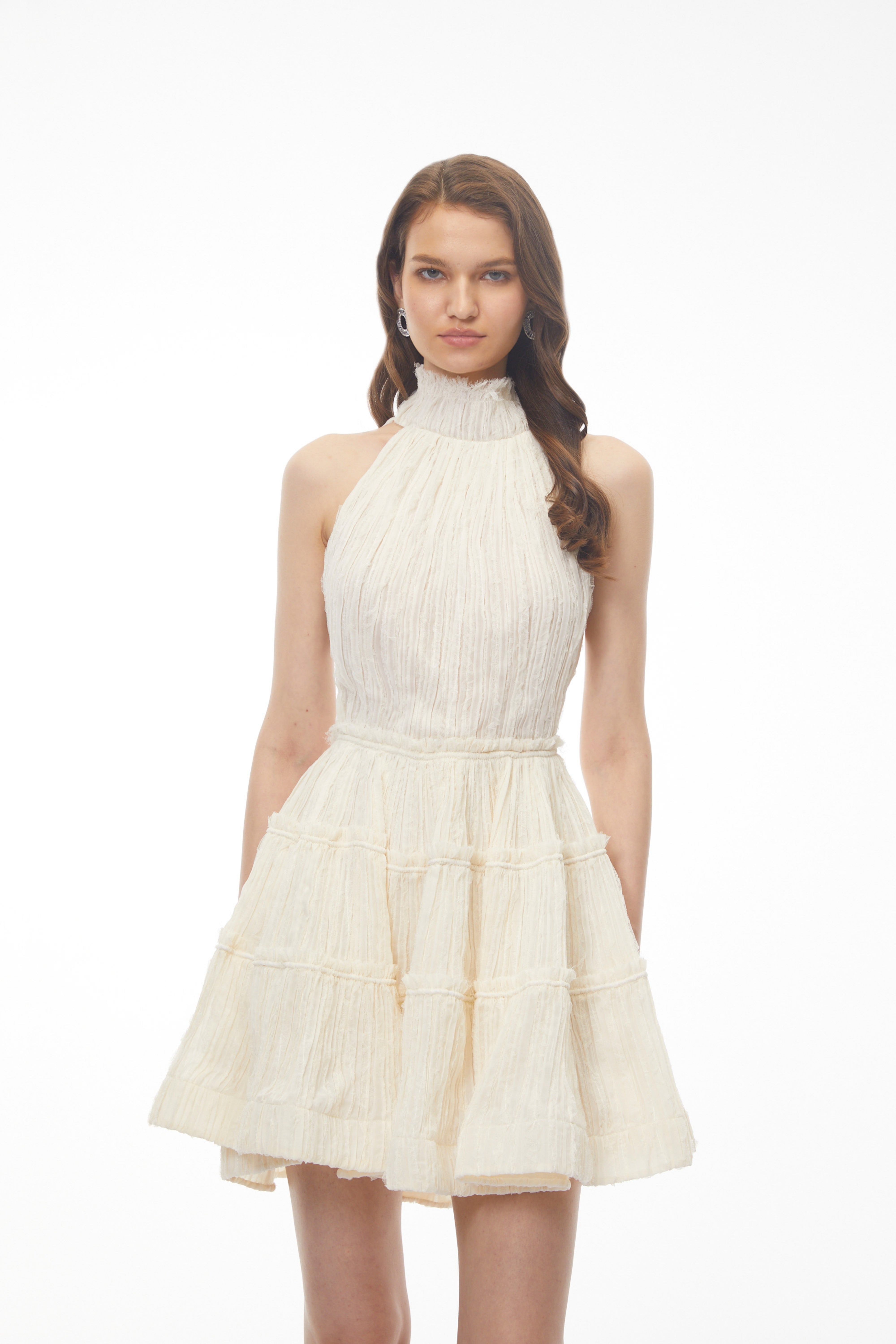 Mini-robe à volants et dos nu Elizabeth White
