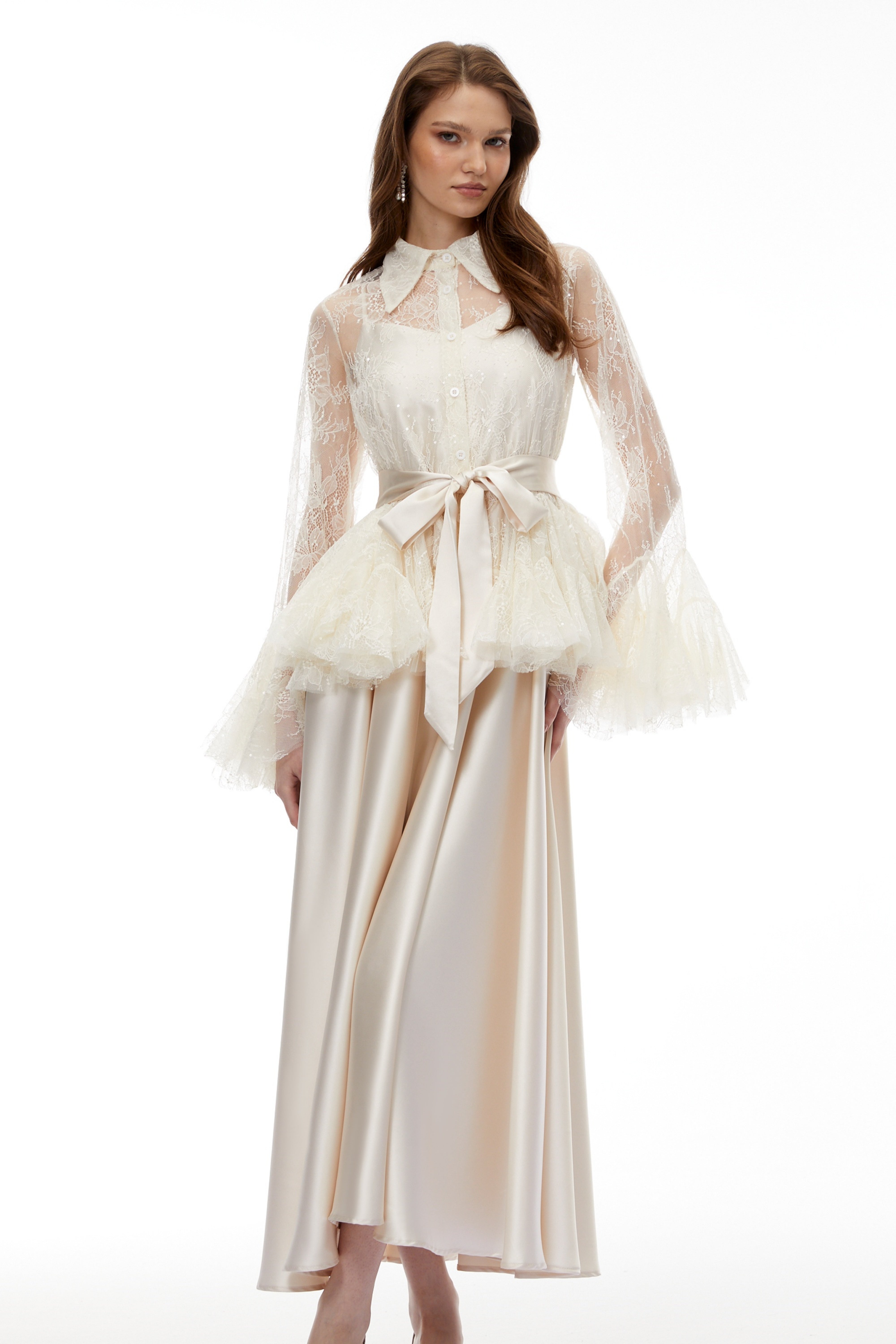 【しろ】Frourish blouse setup dress Fadila Neutral Semi-Sheer Blouse & Dress Set