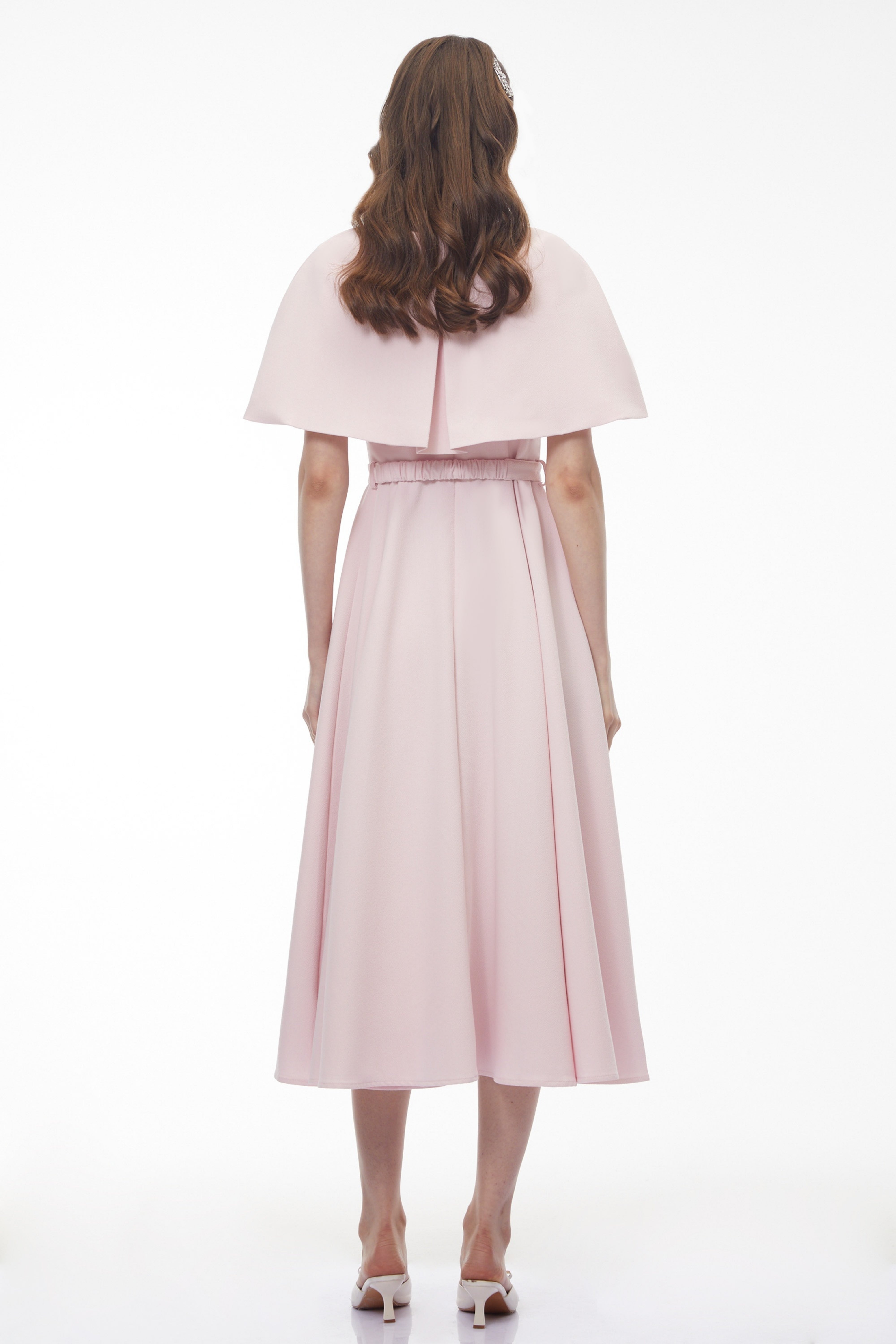 فستان ميدي بكتف مكشوف بلون وردي من فيليسمينا