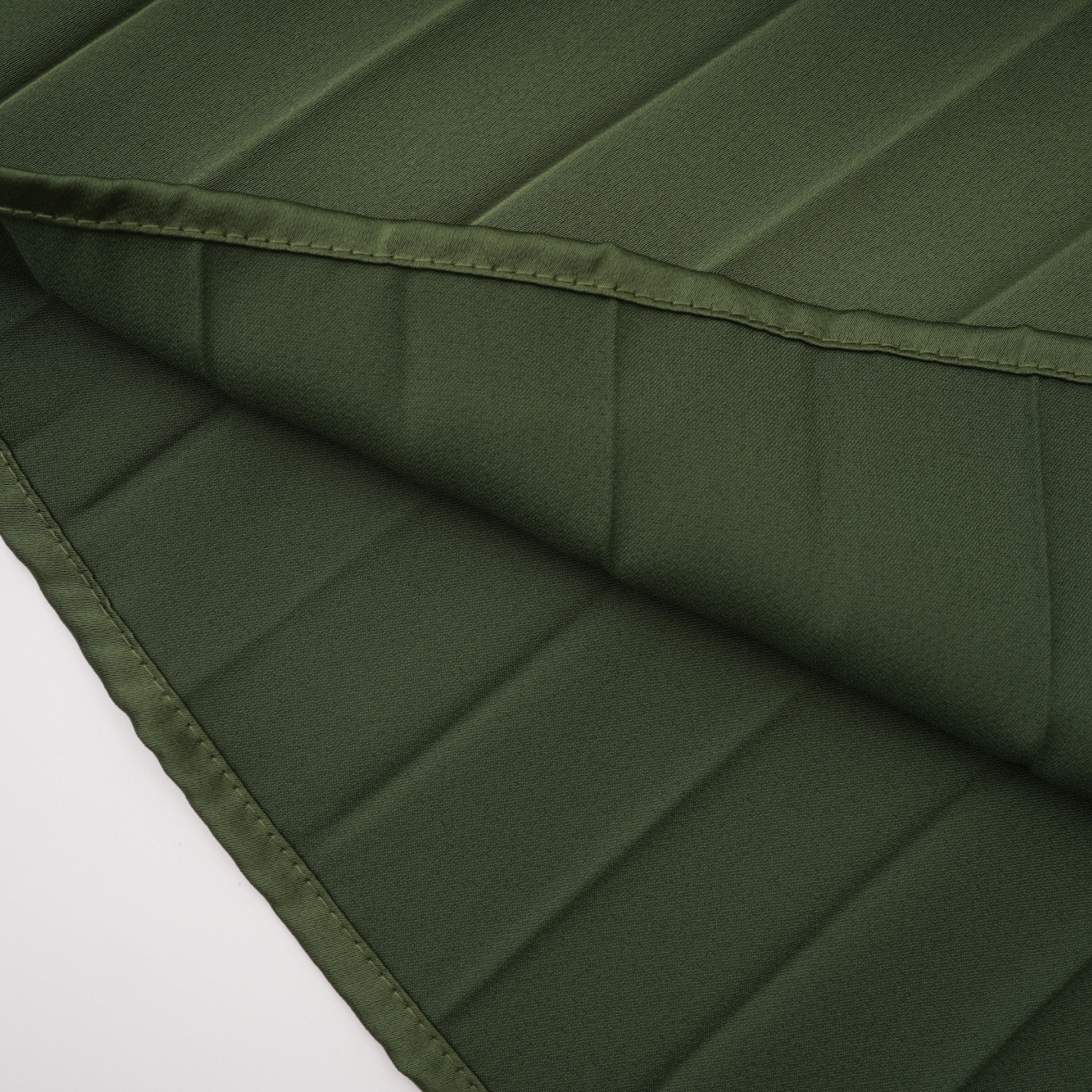 Robe longue plissée asymétrique vert émeraude Firoozeh