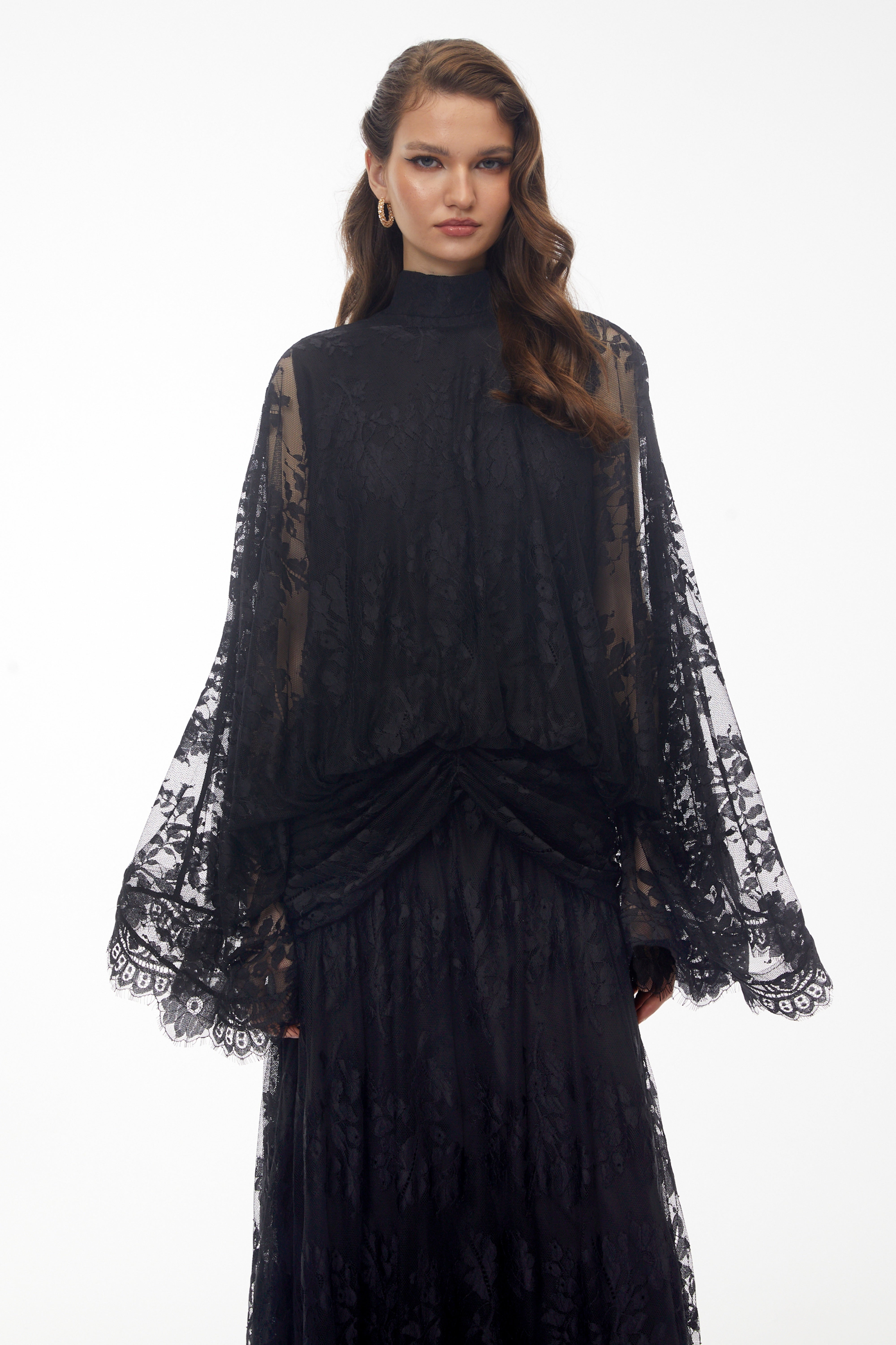 Robe longue drapée en dentelle Franziska Black