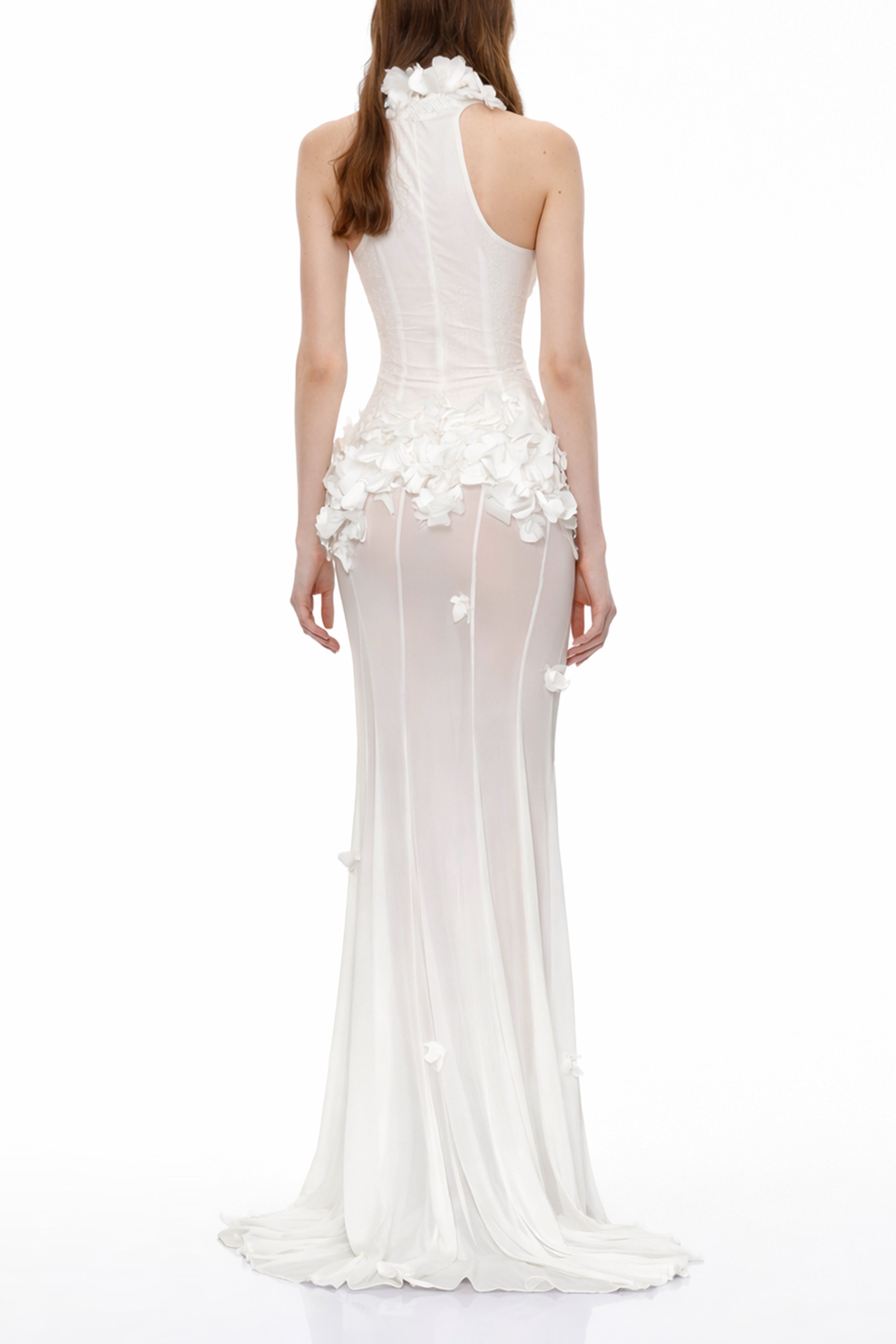 Guinevere – Weißes Maxikleid mit Neckholder und 3D-Blumenmuster