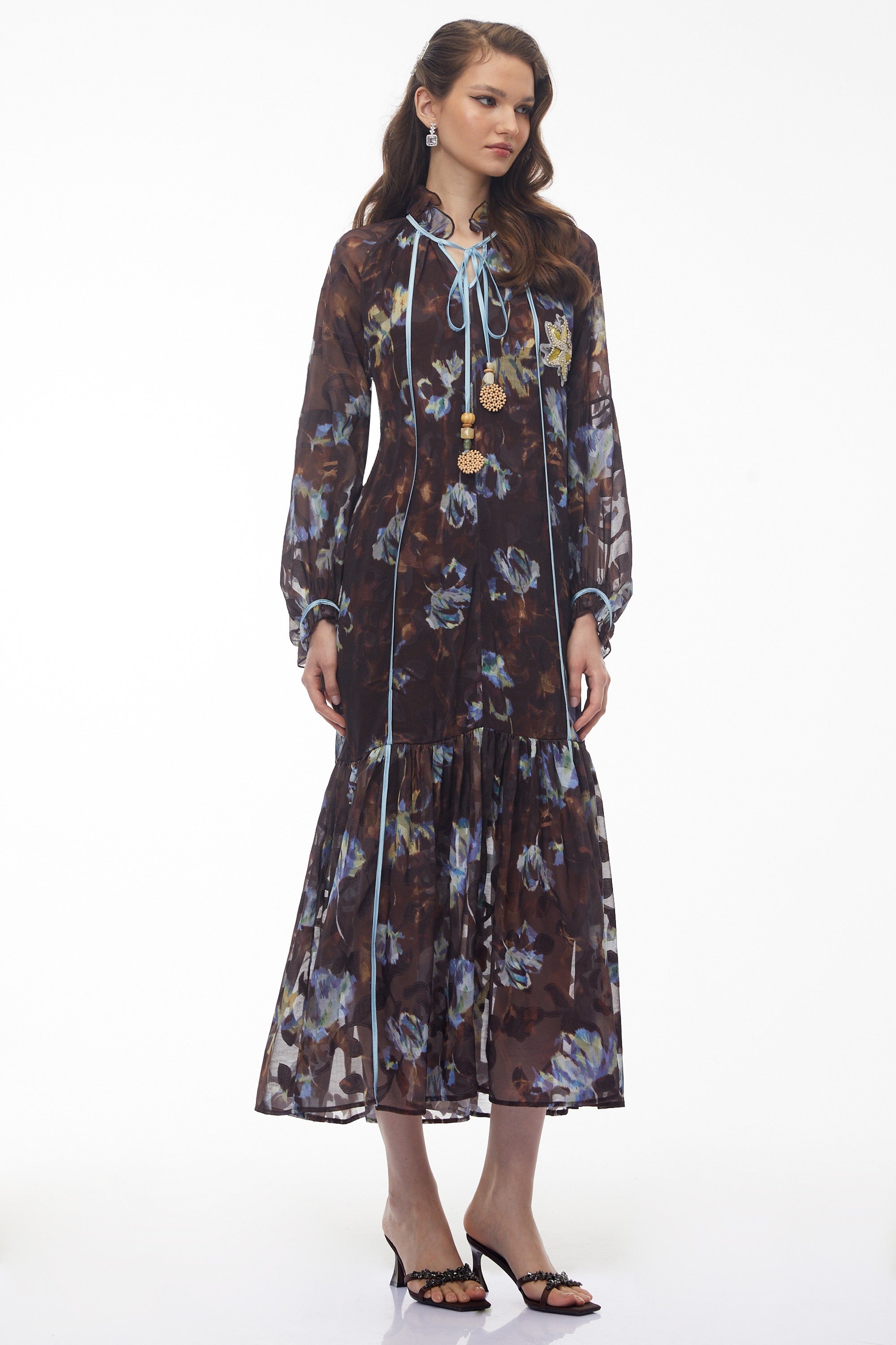 Robe longue à volants et imprimé floral Iulian Brown