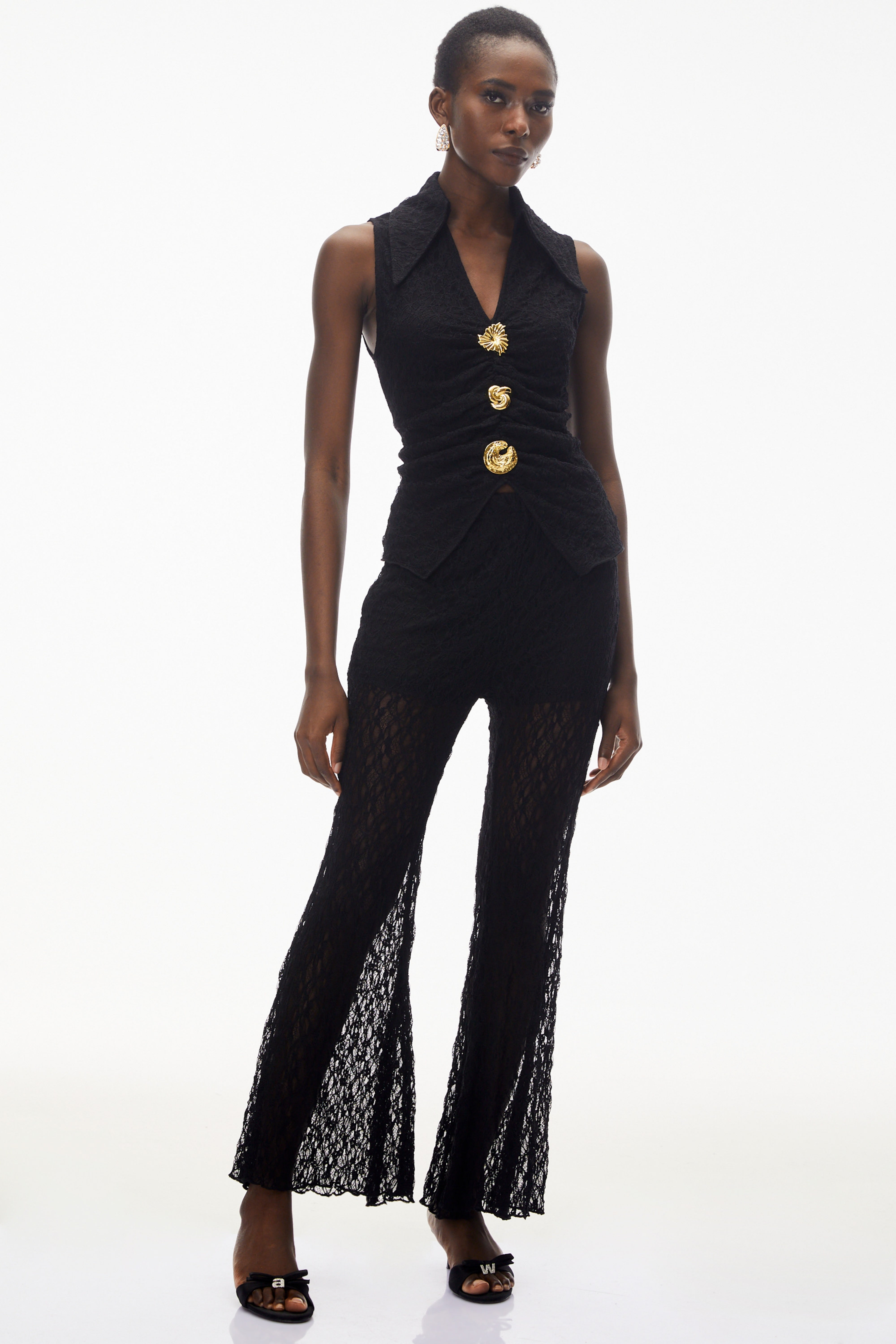 Ensemble Layla : haut sans manches noir et pantalon en dentelle