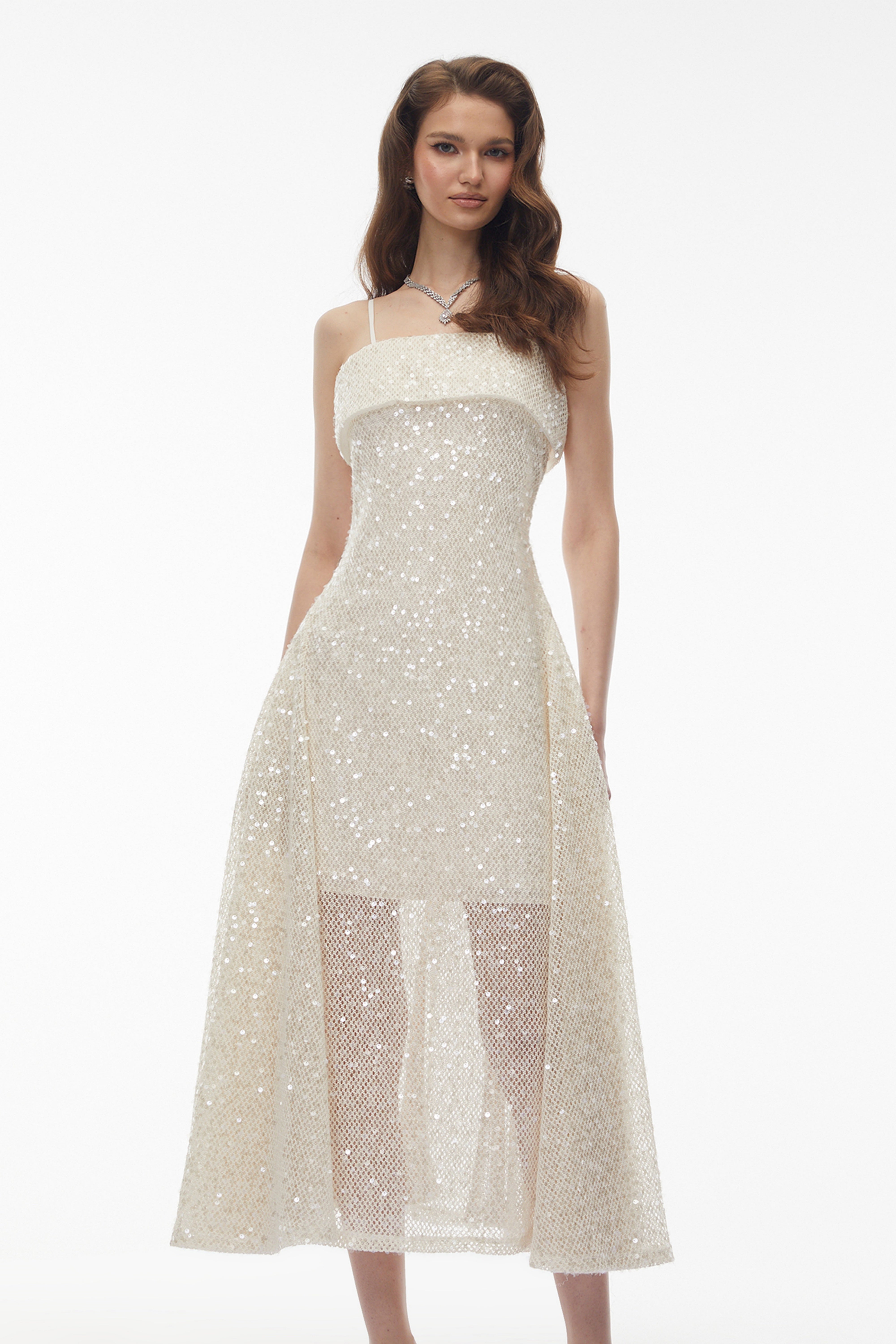 Leah – cremefarbenes Midi-Kleid mit Webmuster und Pailletten