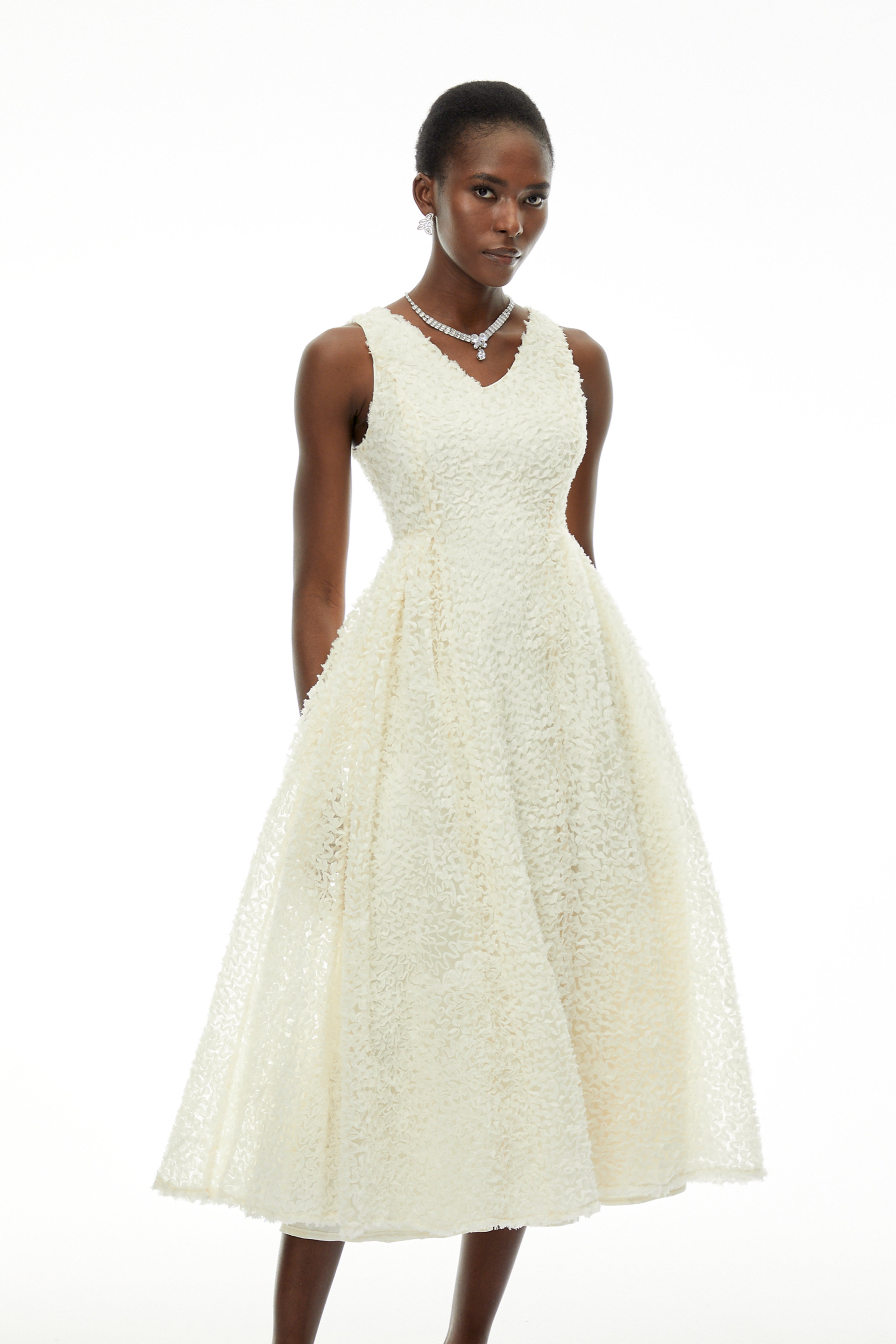 Luciana White Sleeveless Midi Dress with Fitted Bodice