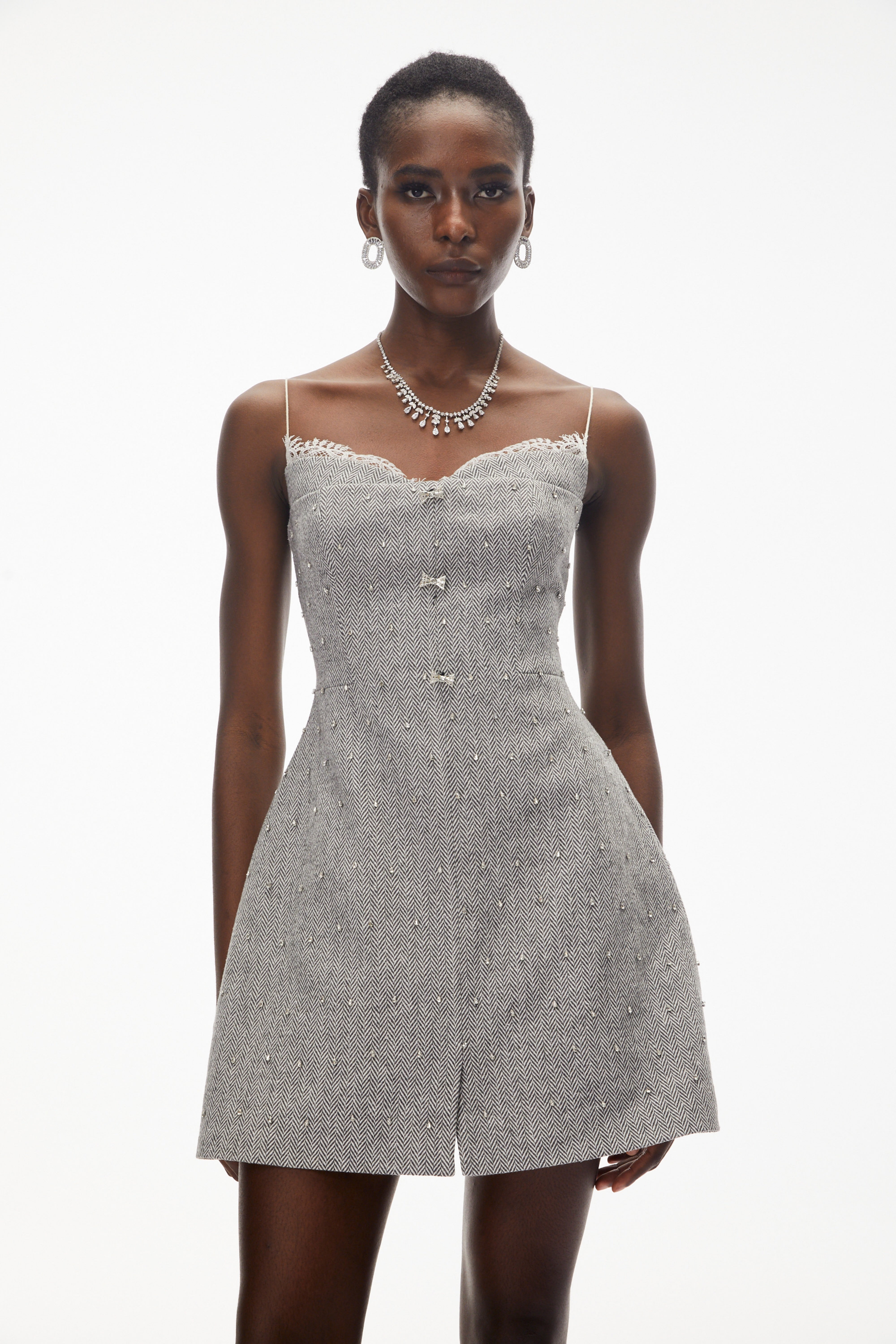 ワンピース Andmary Elsa lace mini dress gray Maisy Grey Embellished Lace Mini Dress