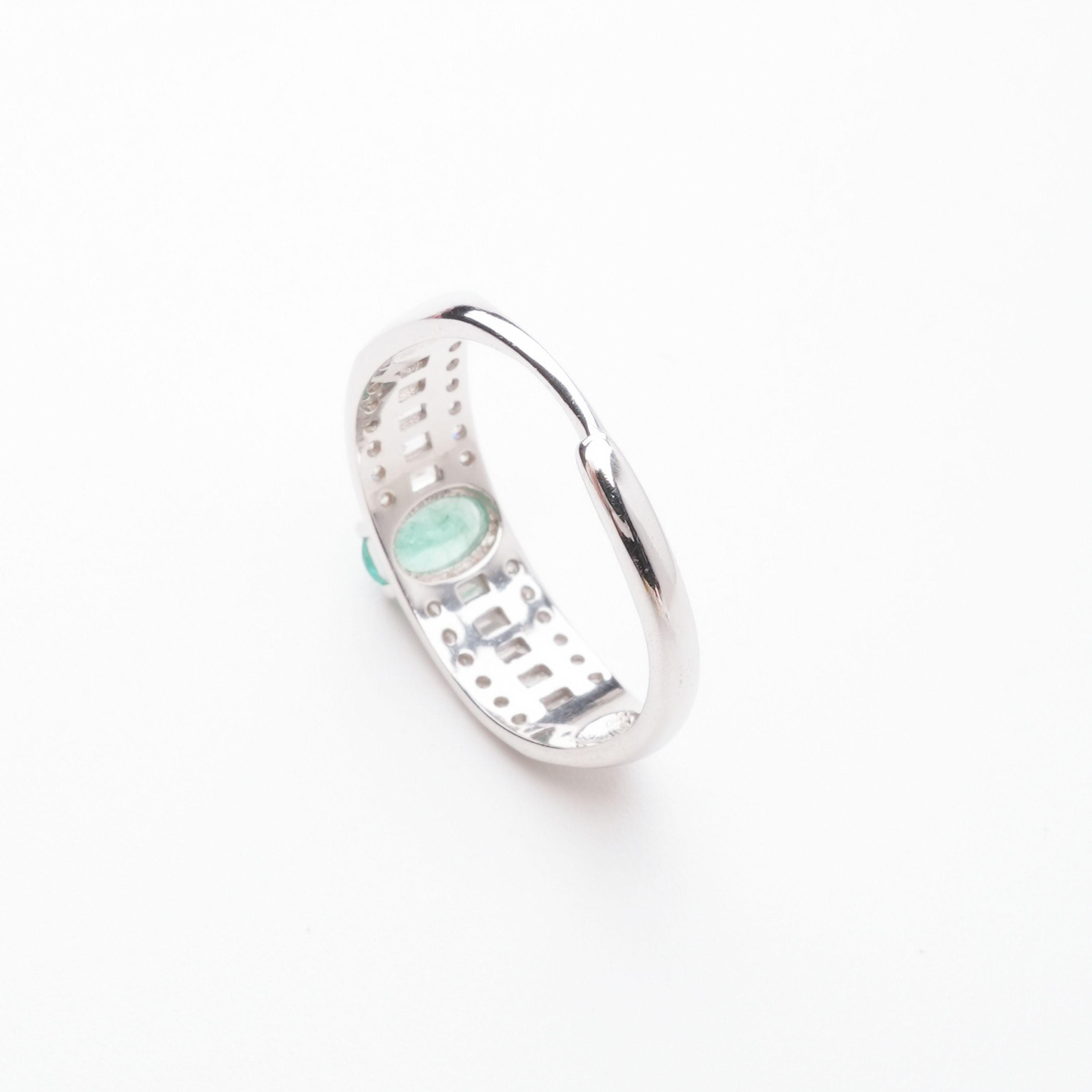 Margot Emerald Oval Cut Baguette Pavé Crystal Sterling Silver Ring