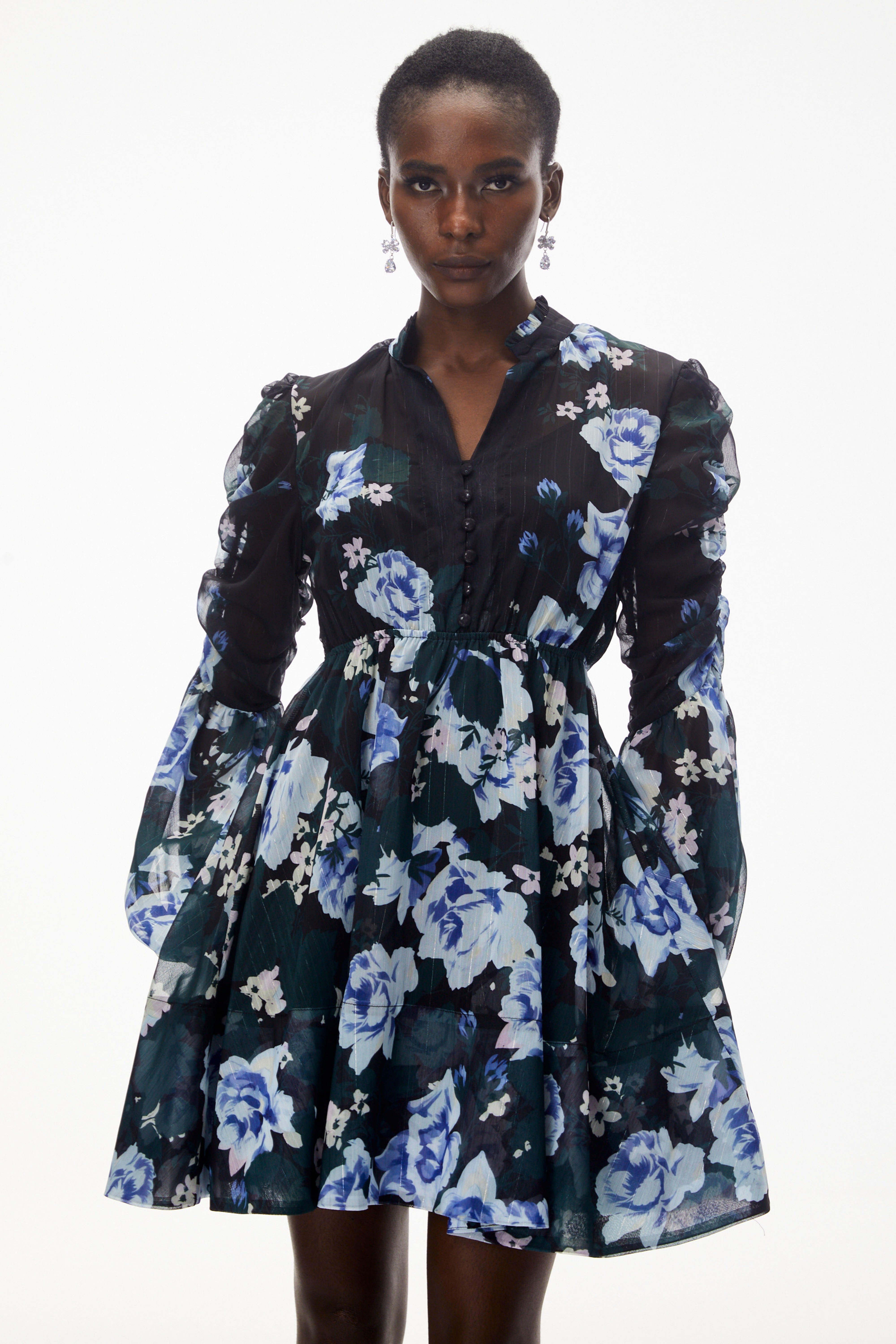 فستان قصير من مارثا بلاك بنقشة زهور