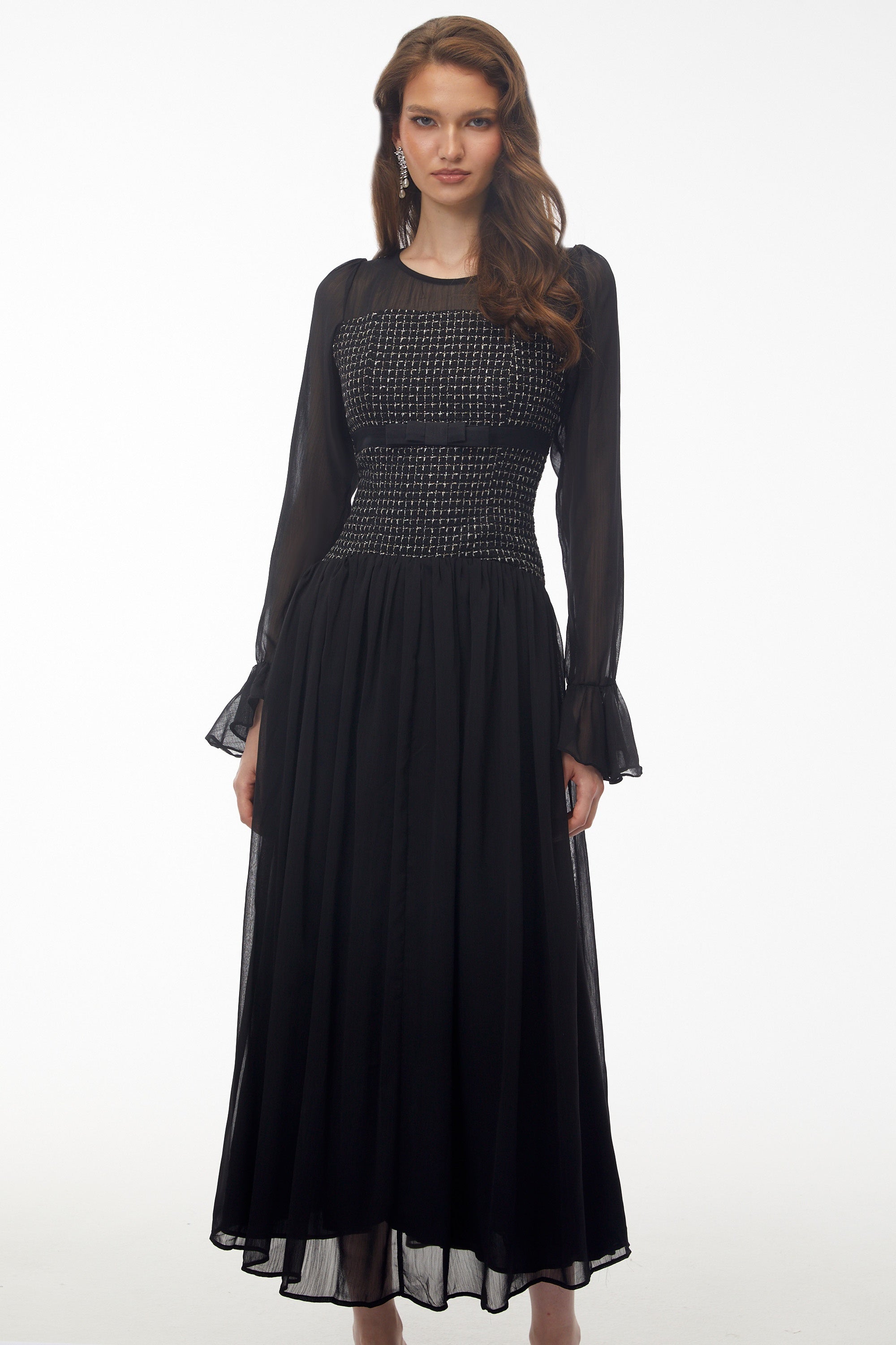 Robe longue Maya noire à manches cloche et nœud