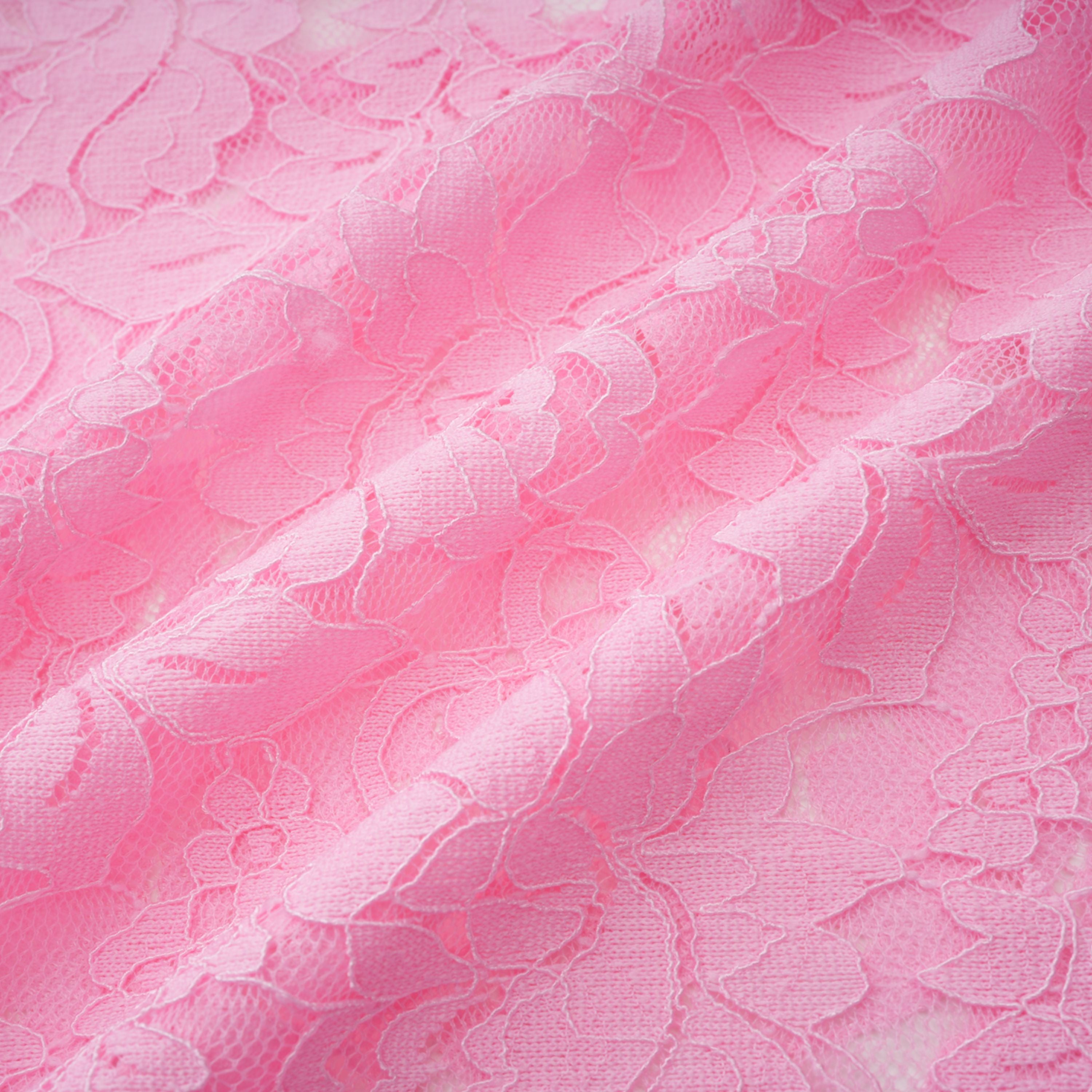 فستان نوريا ميدي من الدانتيل المزين بزخارف زهرية وشريط وردي