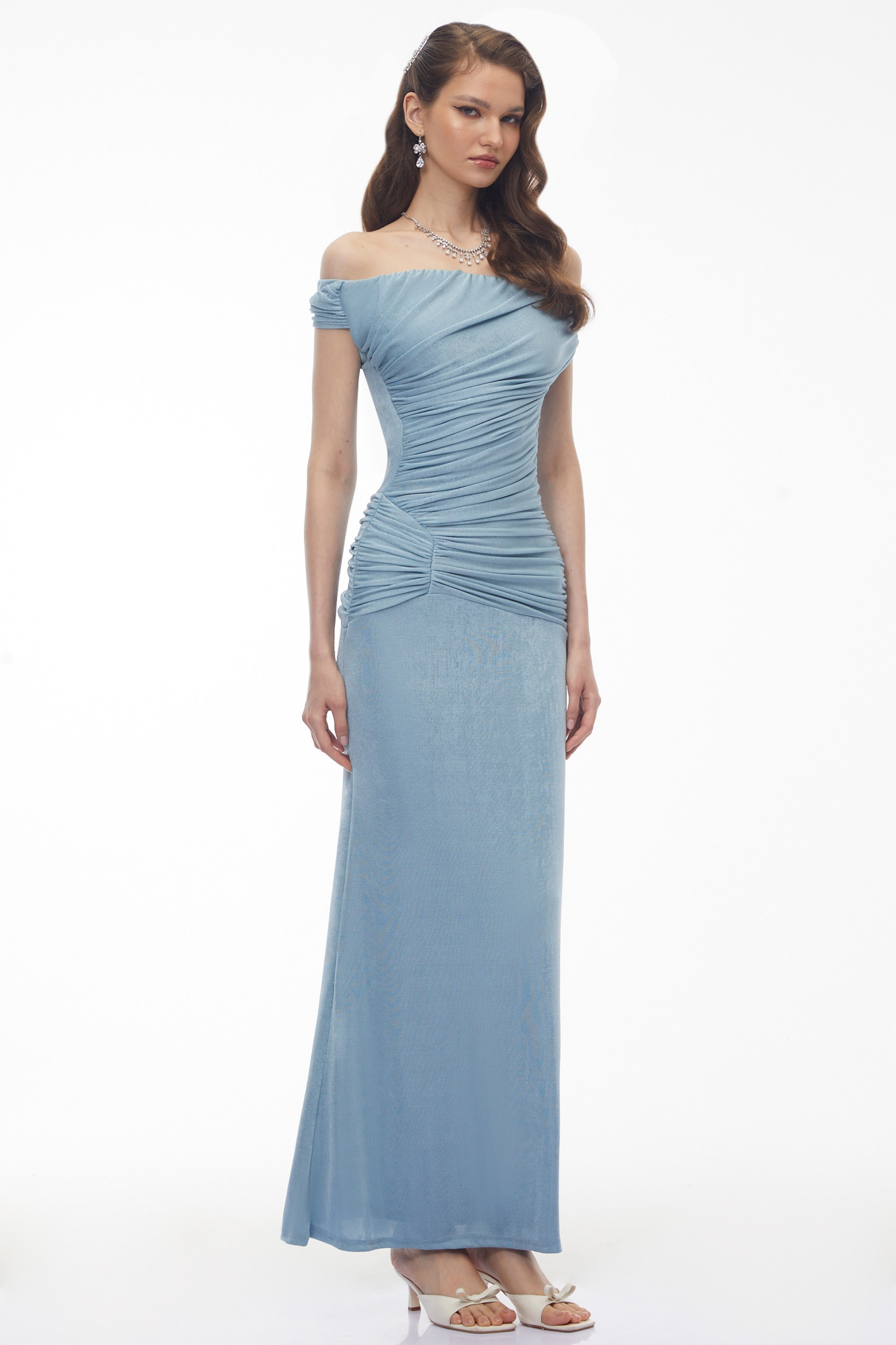 Robe longue asymétrique froncée Paula, bleu poussiéreux