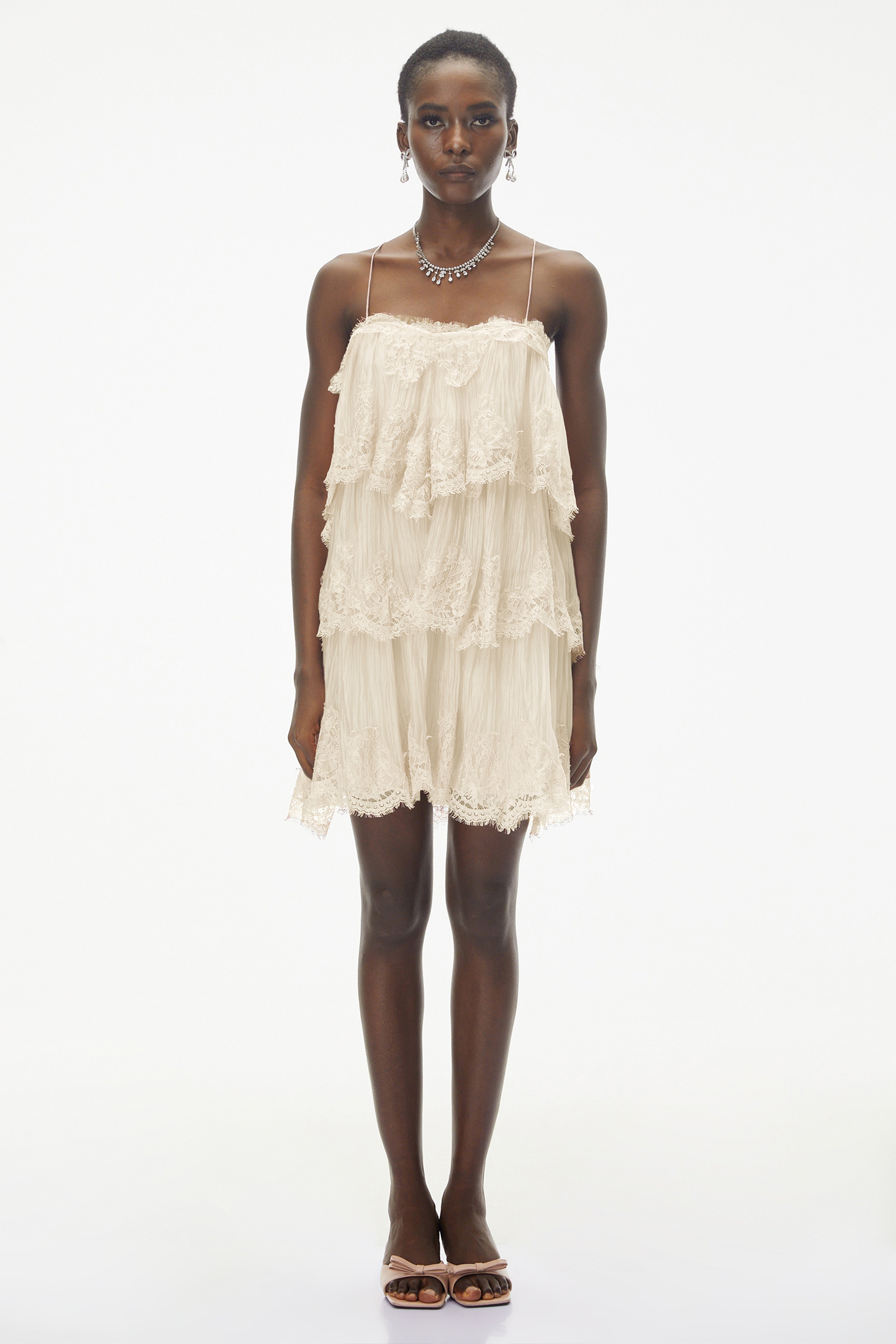 Mini-robe à volants Rachel Beige avec bordure en dentelle