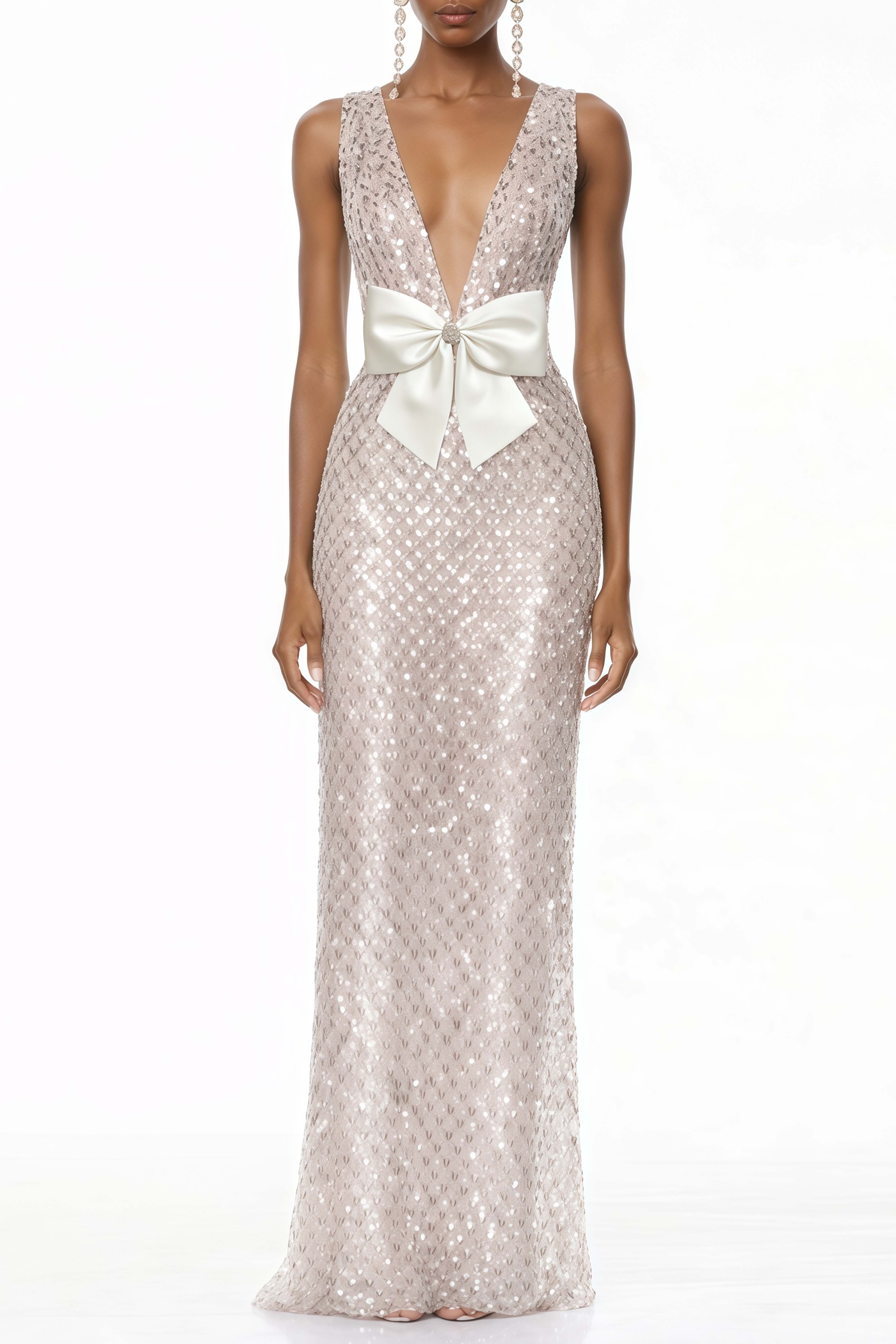 Raelynn Weißes Maxikleid mit tiefem V-Ausschnitt und figurbetonter Passform