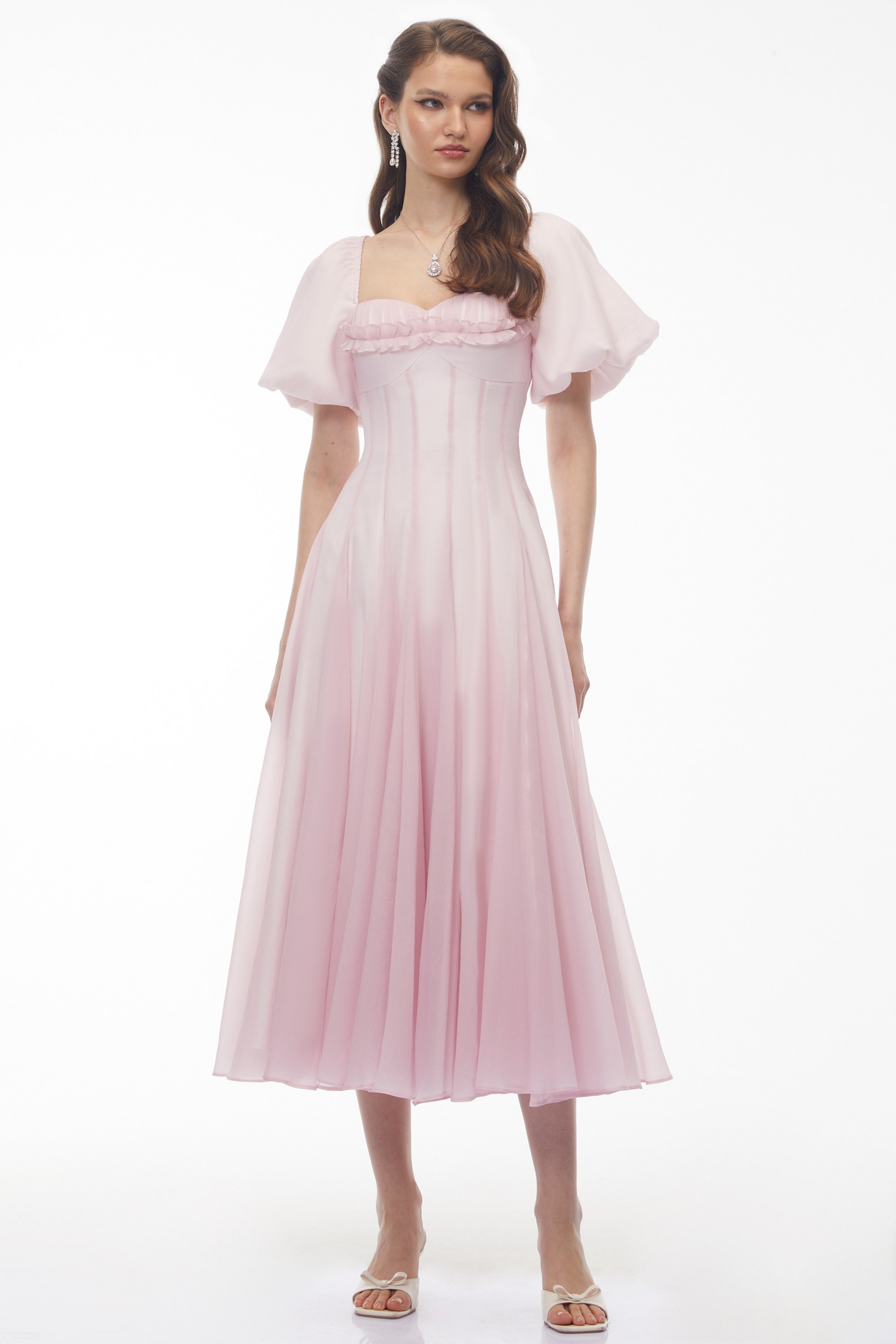 Robe midi plissée à volants rose Tábata