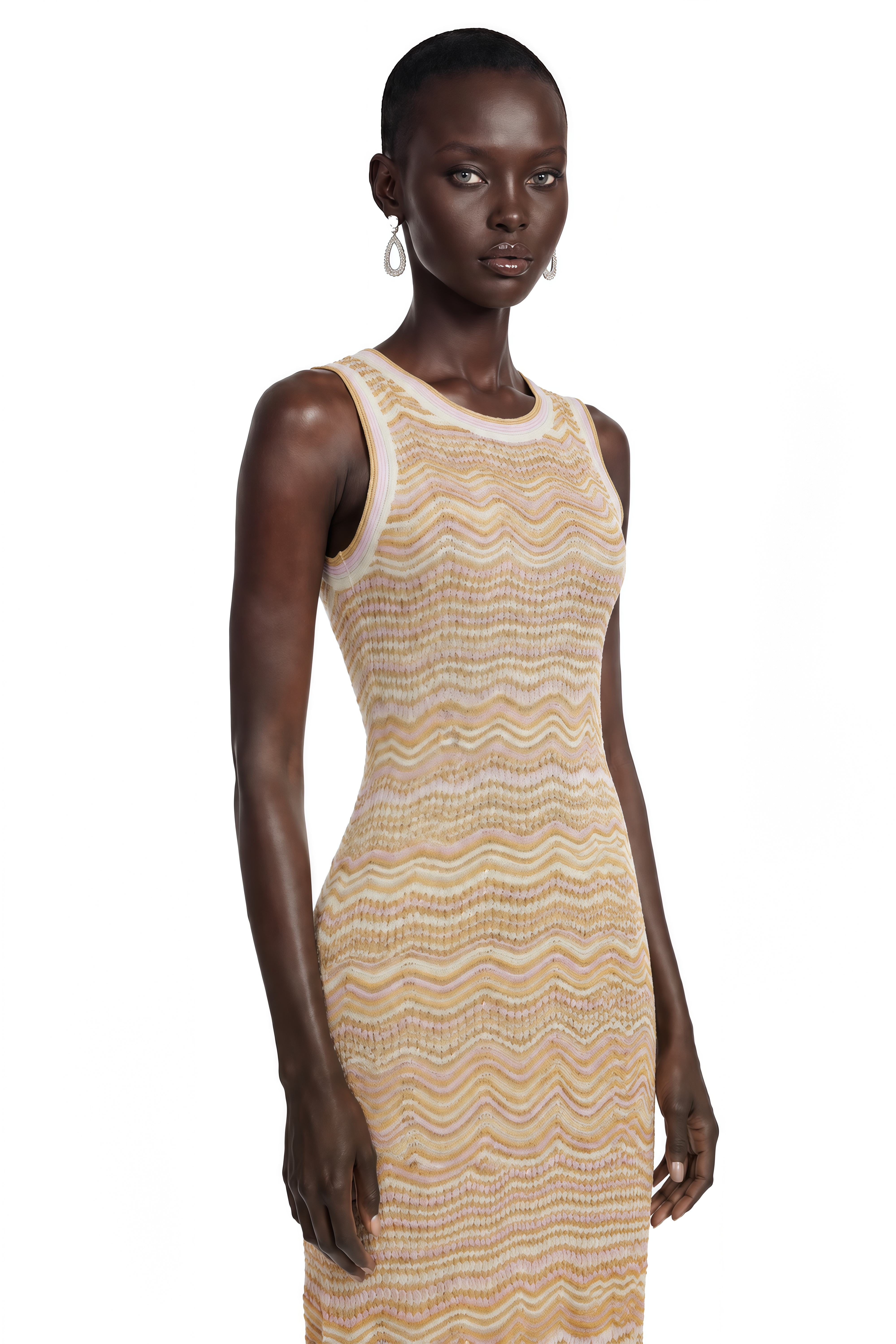 Robe longue à col rond et tissage en zigzag, couleur crème, de la marque Tracy