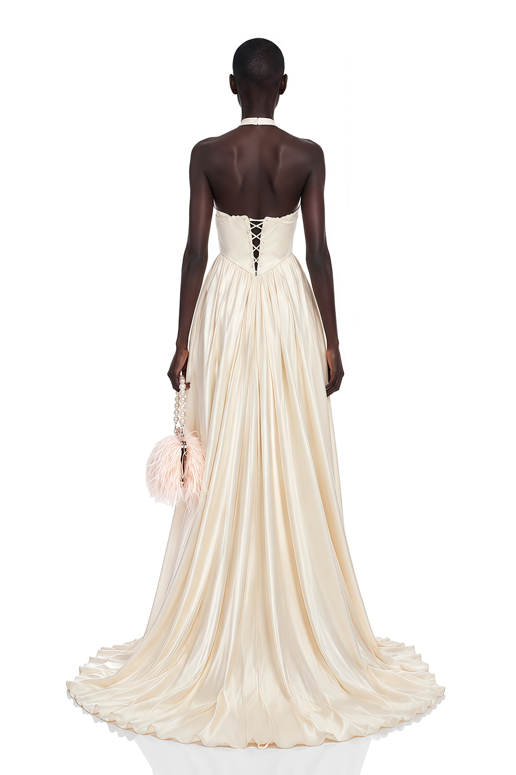 Robe longue en satin à col en V et traîne « Véronique Champagne »