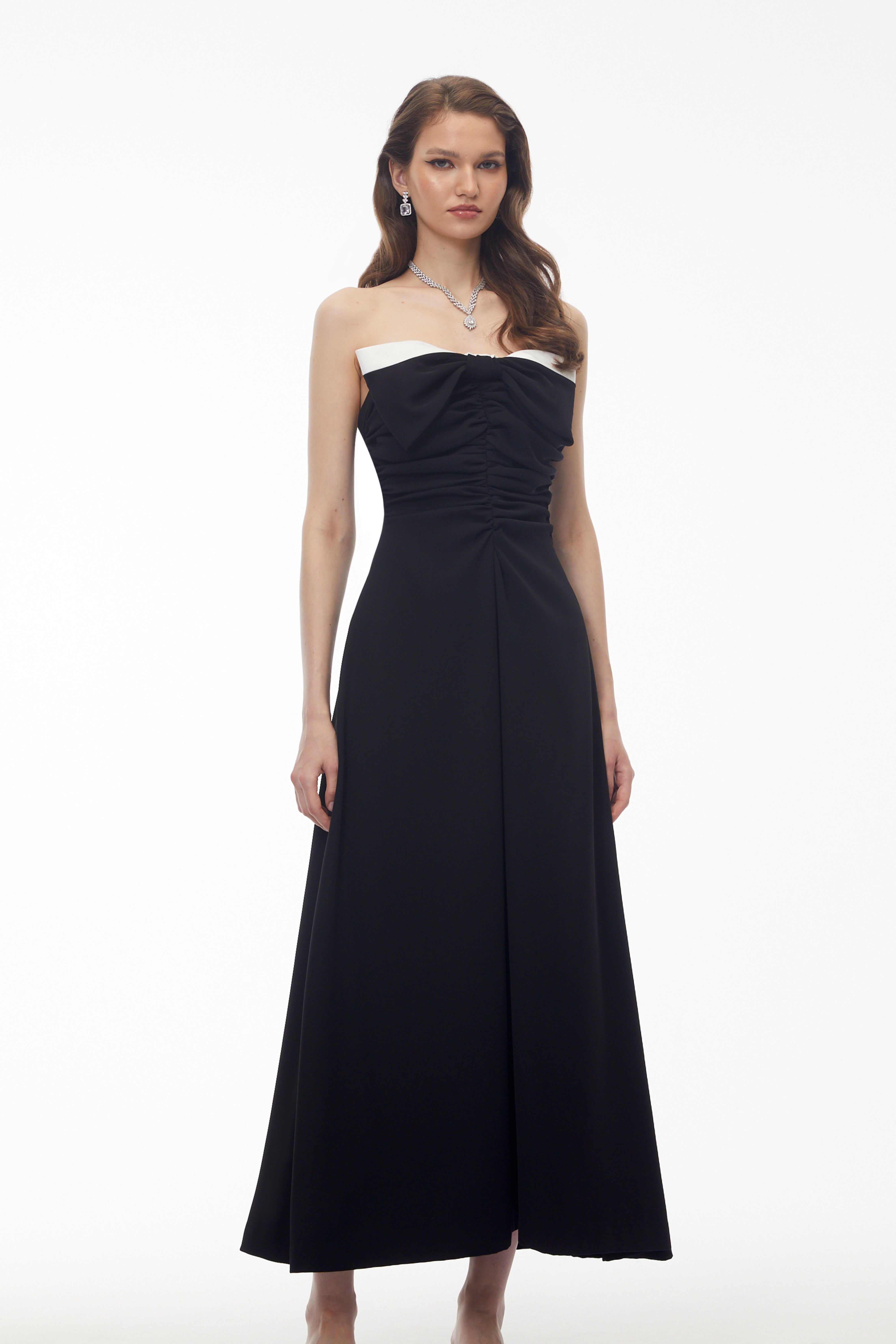 Robe longue à épaules dénudées Victoria à motifs colorés et nœud