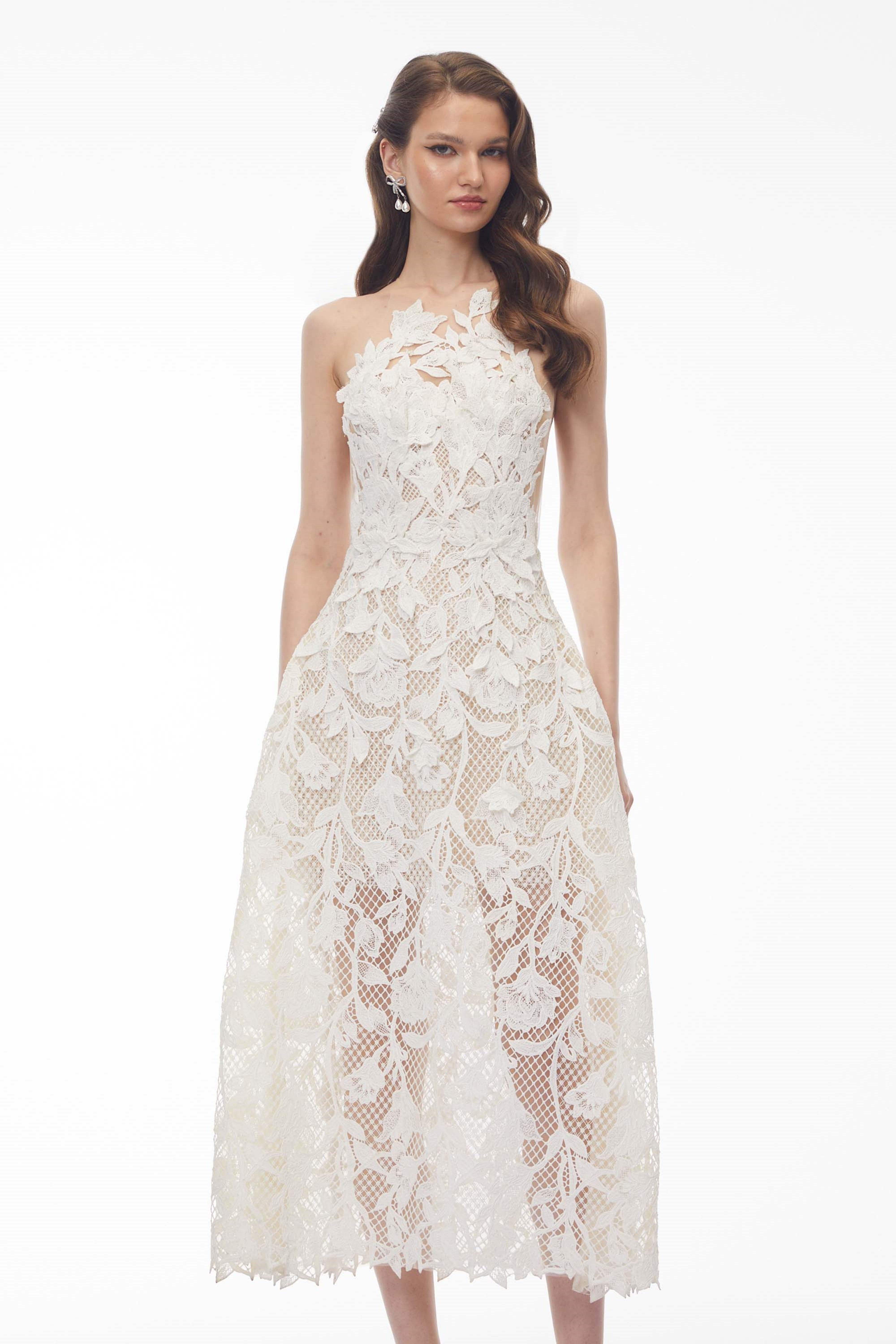 Robe mi-longue Yolanda White avec appliqués floraux