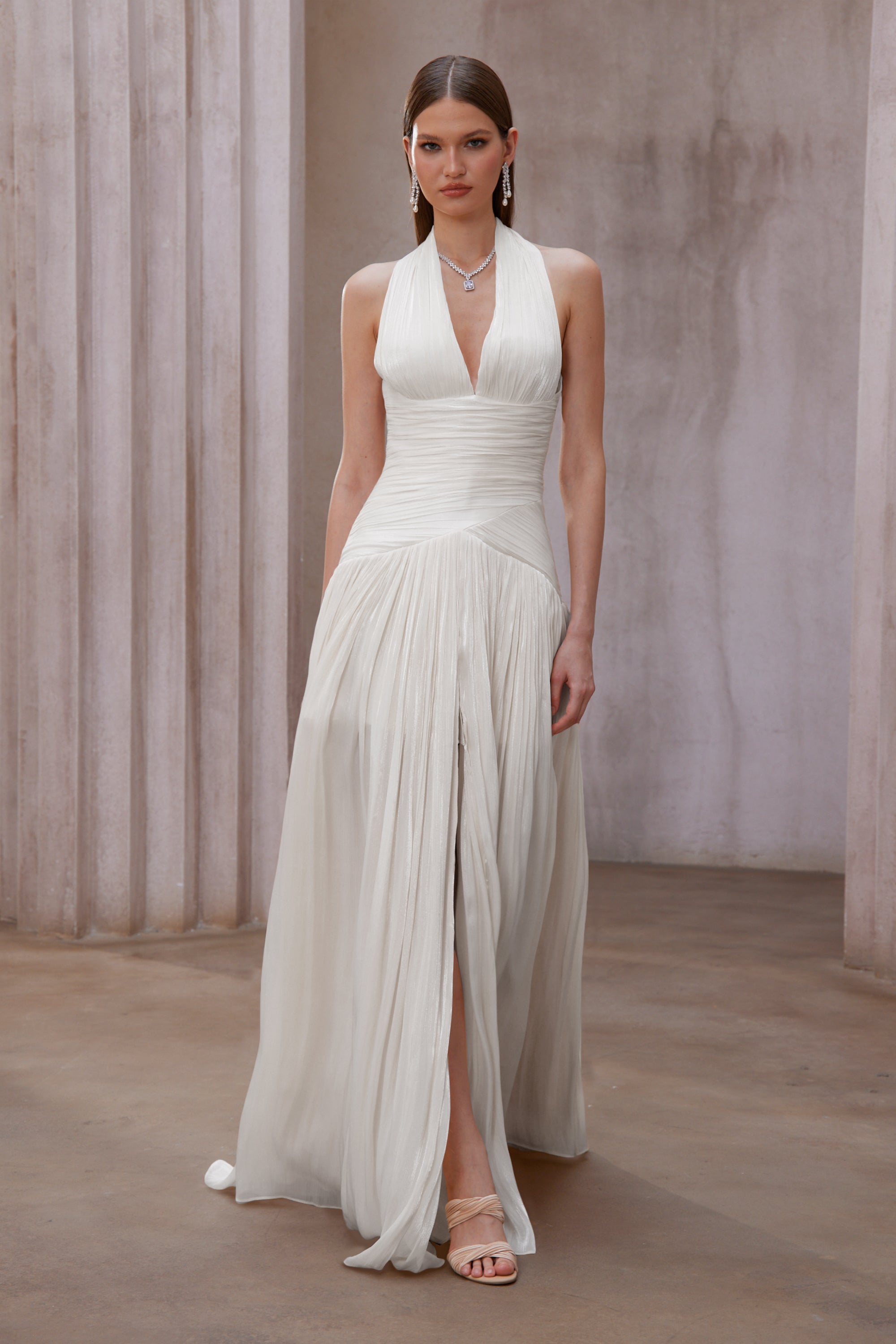 فستان ماكسي مكسّر من يوراني