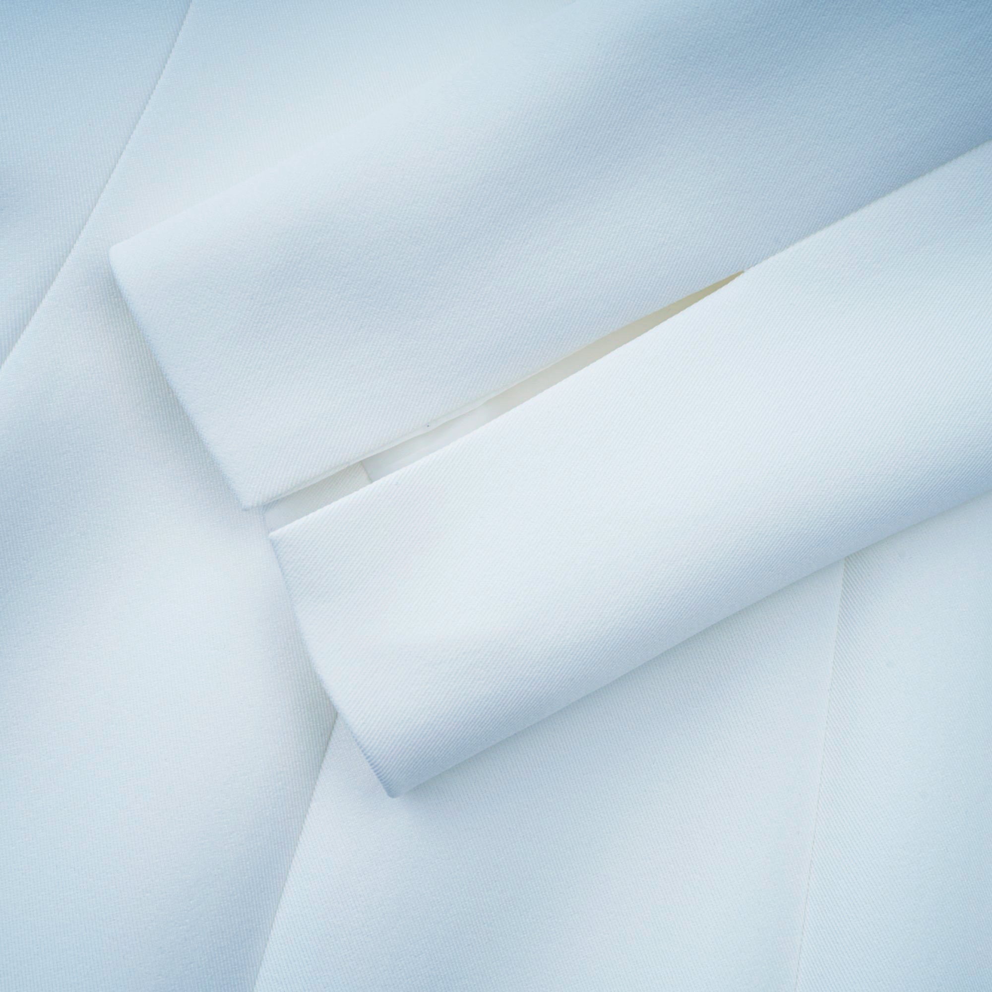 طقم جاكيت وتنورة بتصميم برميل إينورا