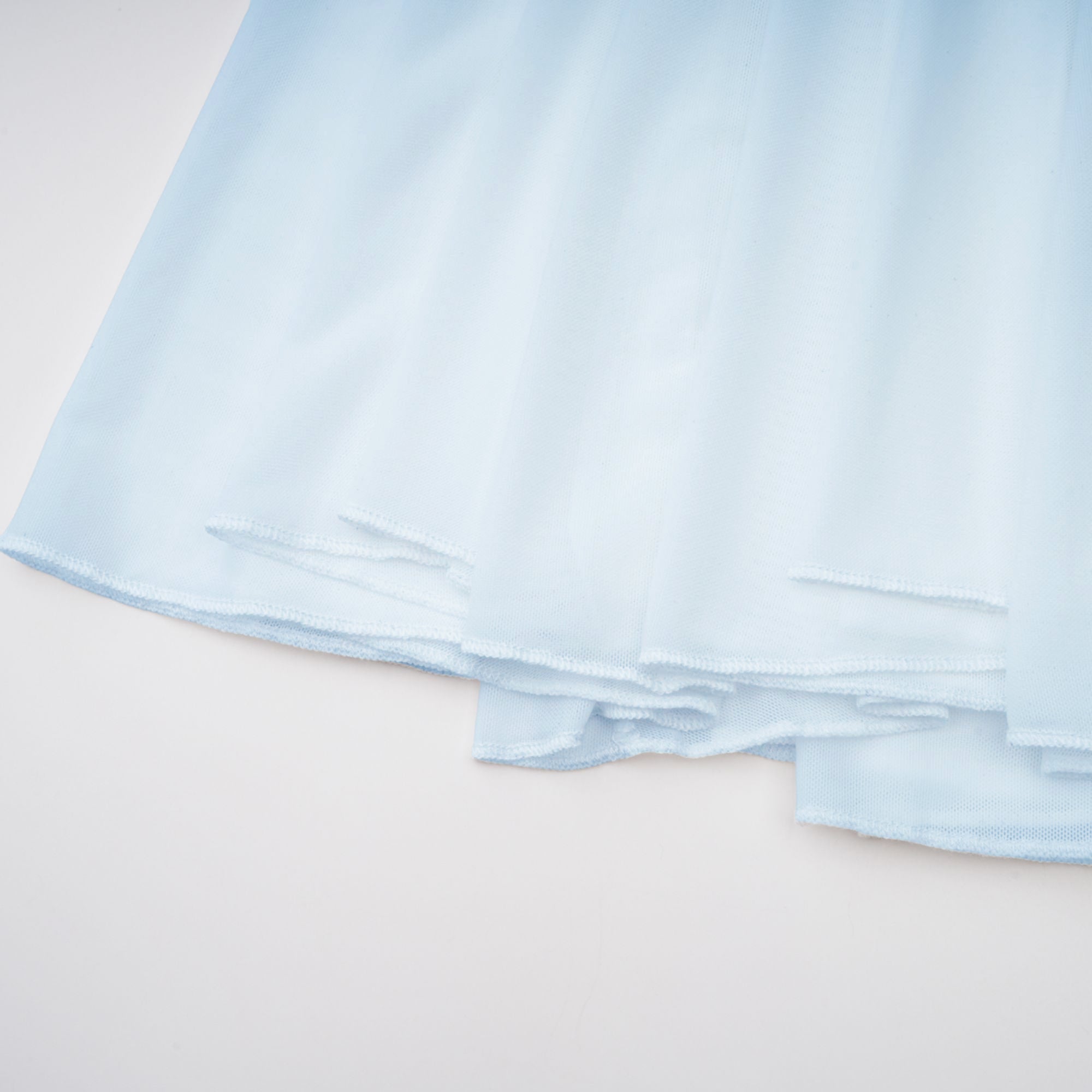 طقم جاكيت وتنورة بتصميم برميل إينورا