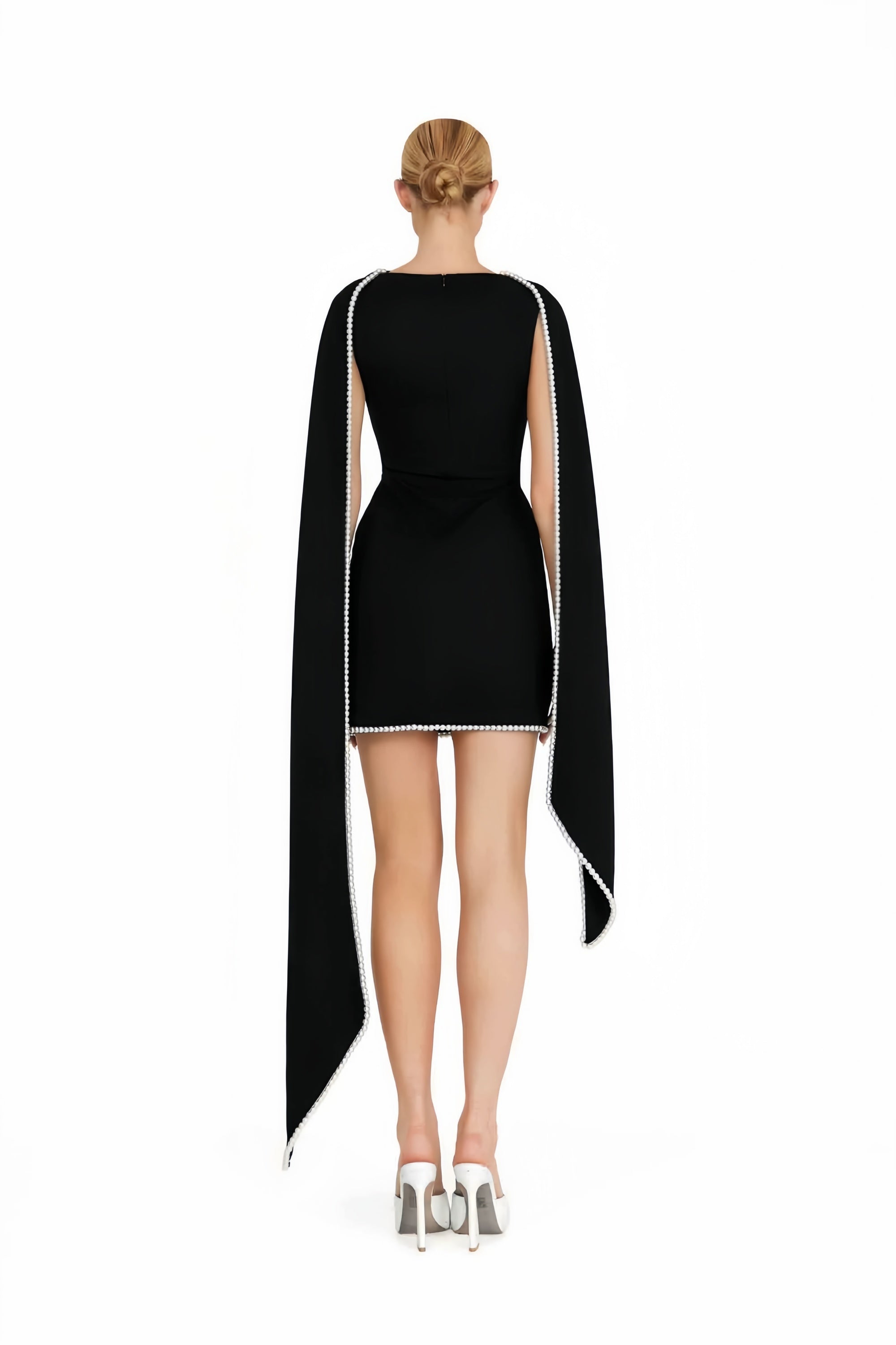 Piroska Schwarzes ärmelloses Minikleid mit Perlenbesatz