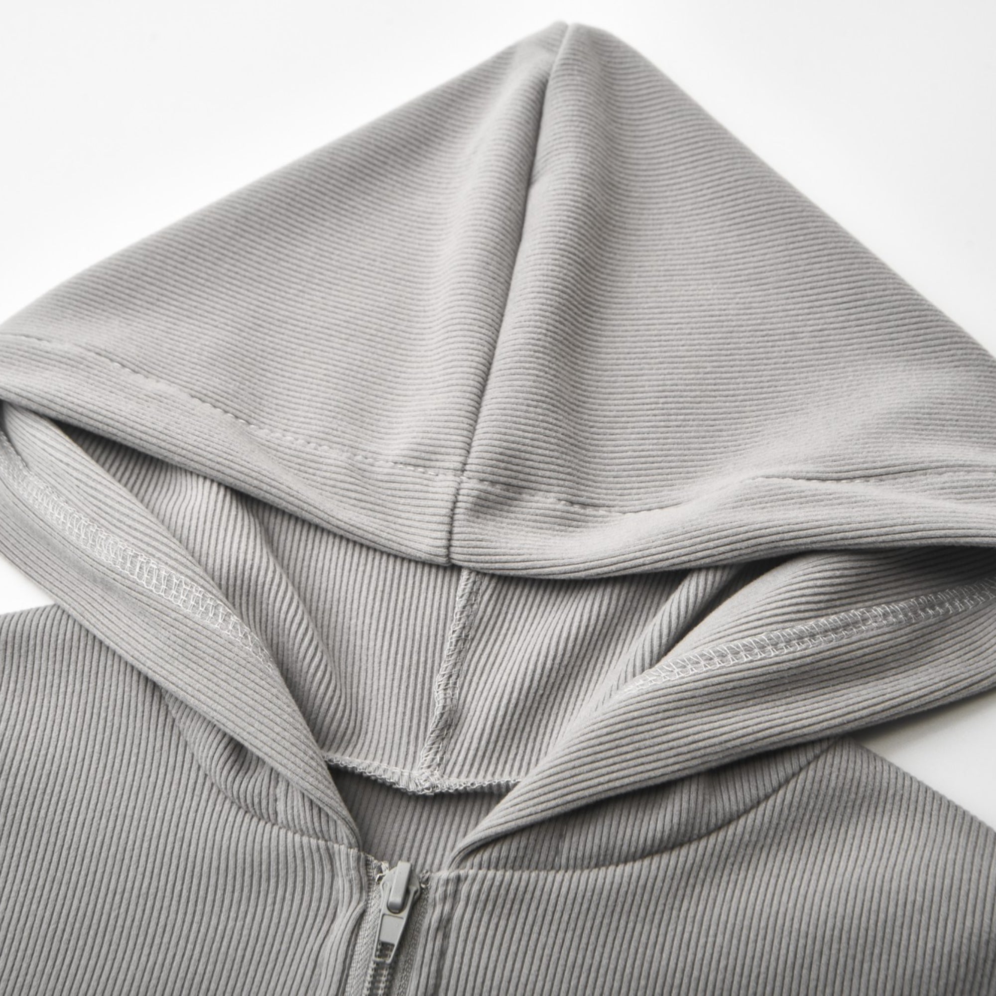 Thick and Thin-cropped two-piece hooded sweatshirt - itsy, it‘z different